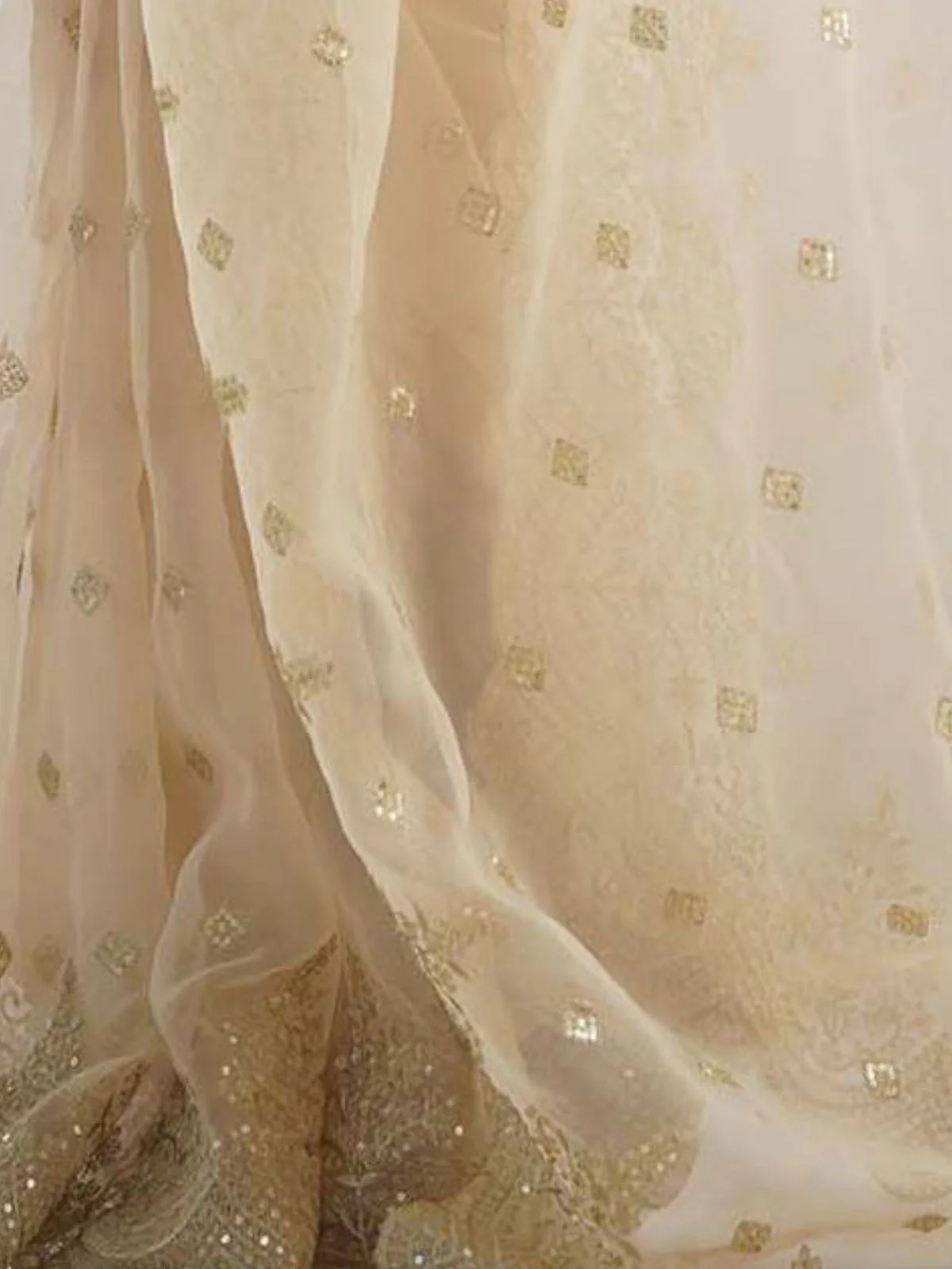 Odette Beige Organza Embellished Solid Saree For Women - Image 5