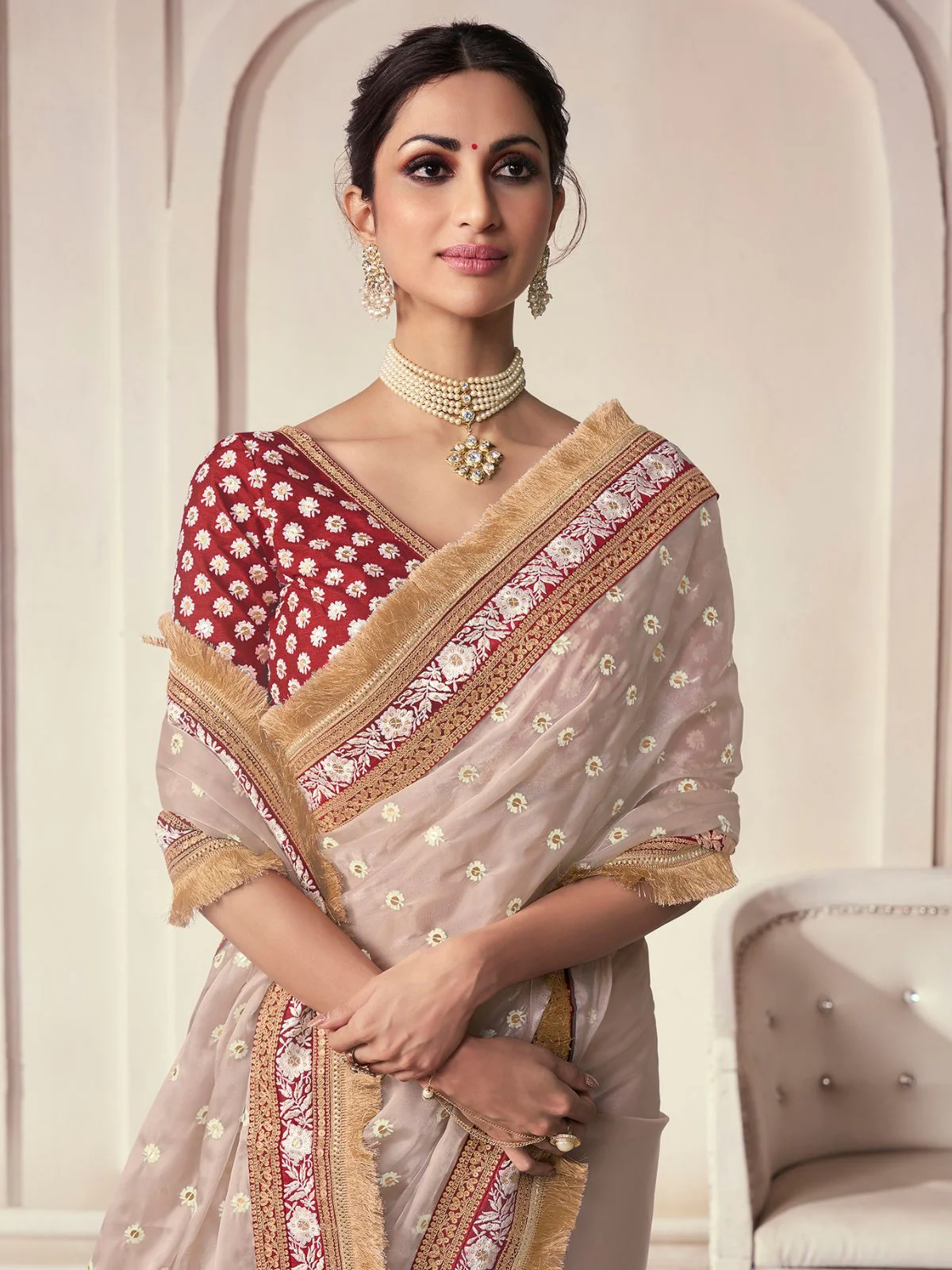 Odette Beige Organza Embroidered Saree With Unstitched Blouse For Women - Image 3