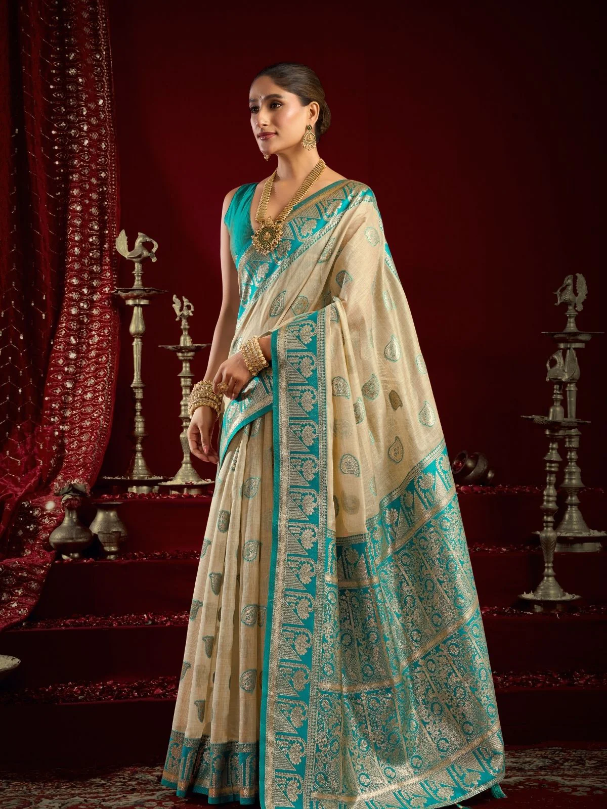 Odette Beige Silk Blend Woven Saree For Women - Image 2