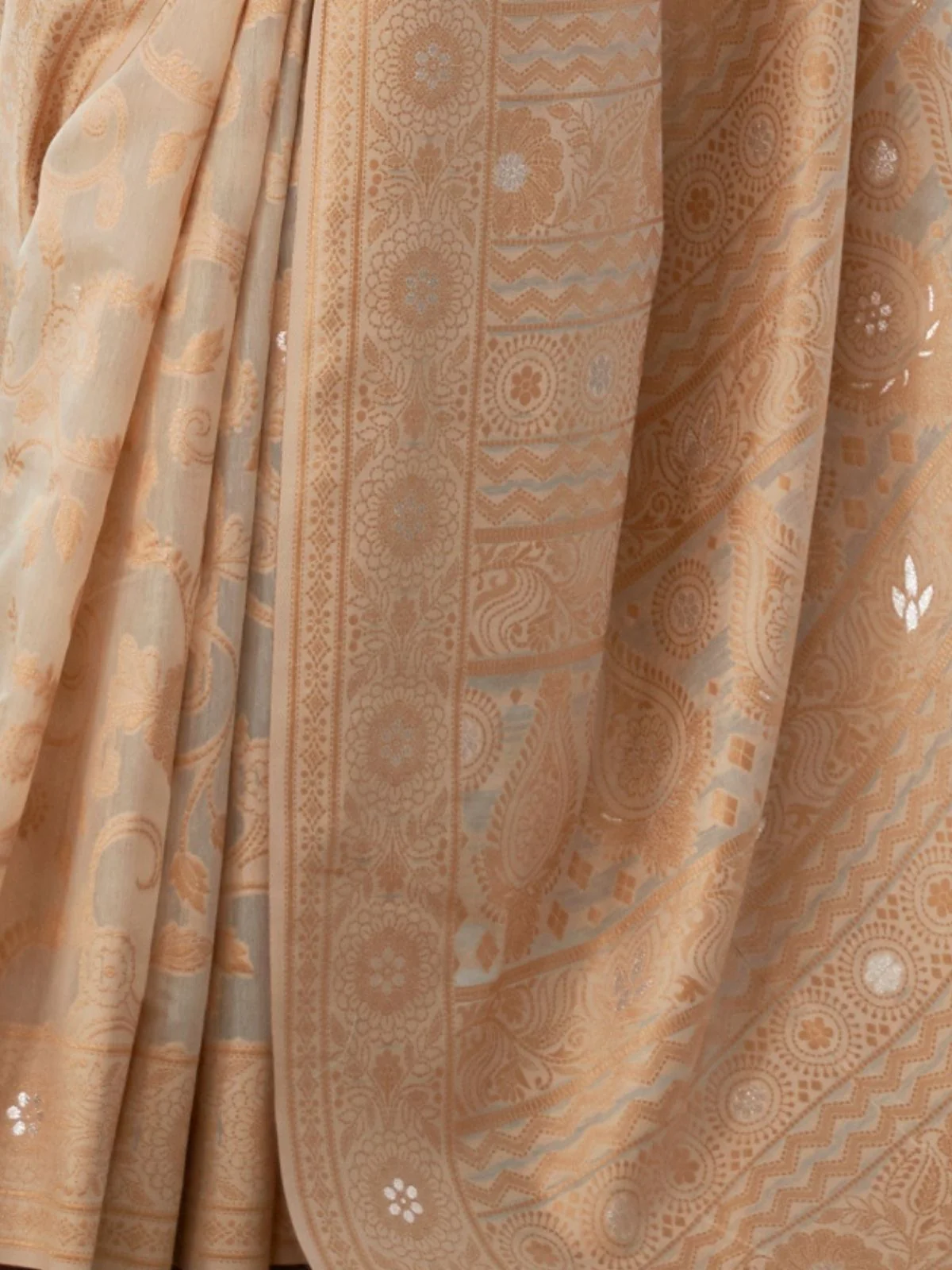 Odette Beige Woven Design Cotton Blend Saree With Unstitched Blouse For Women - Image 4