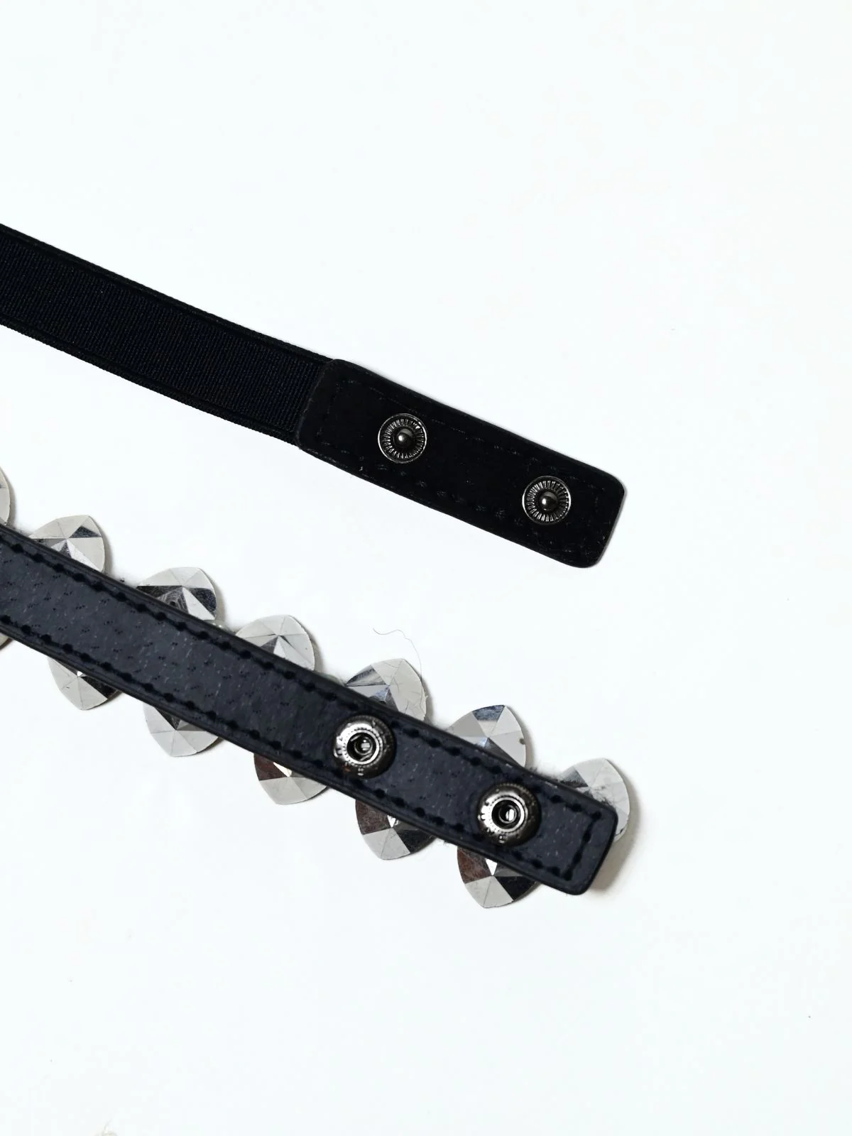 Odette Black And Golden Elastic Embellished Belt For Women - Image 5