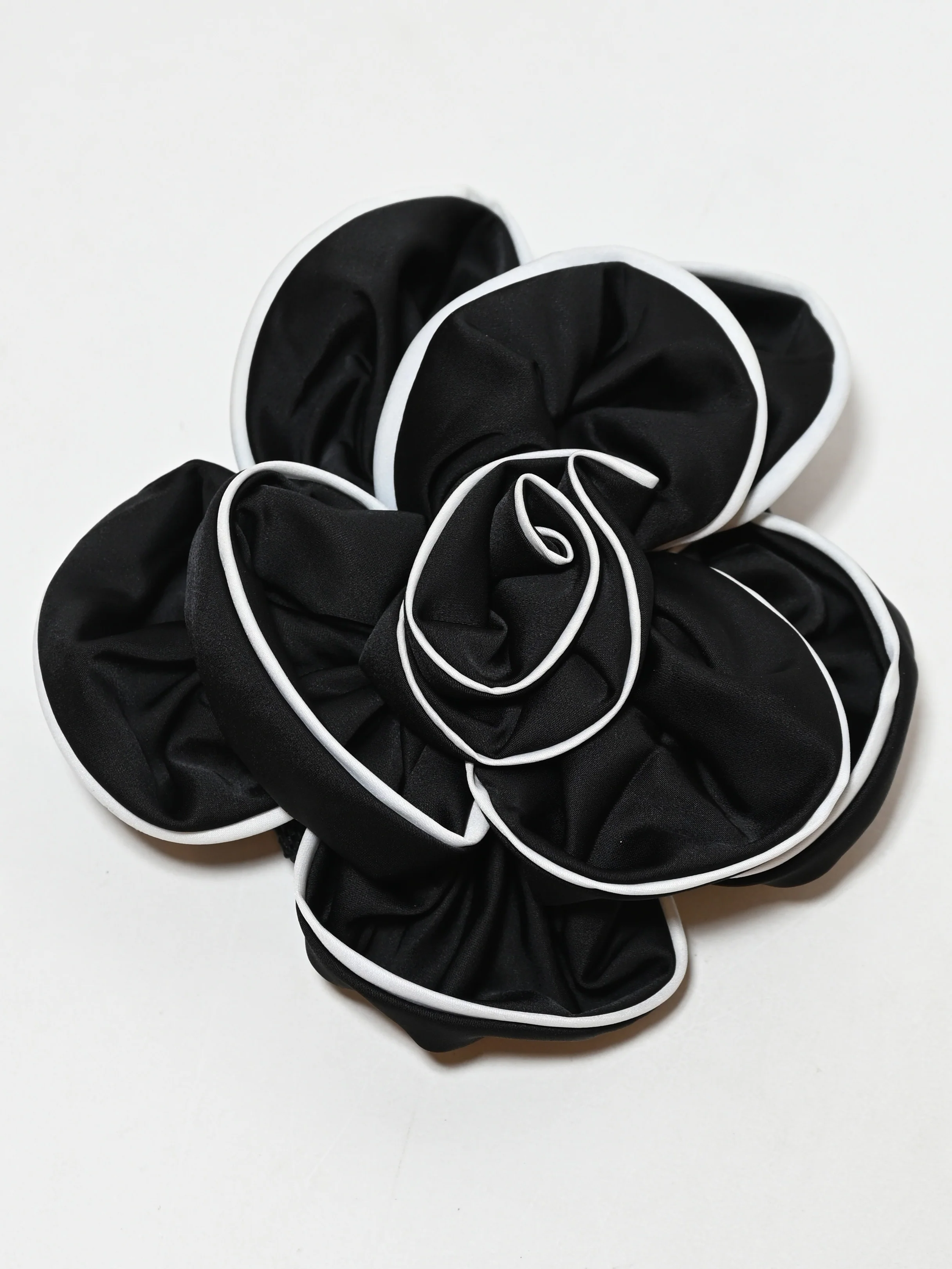 Odette Black Elastic Gathered Belt For Women - Image 2