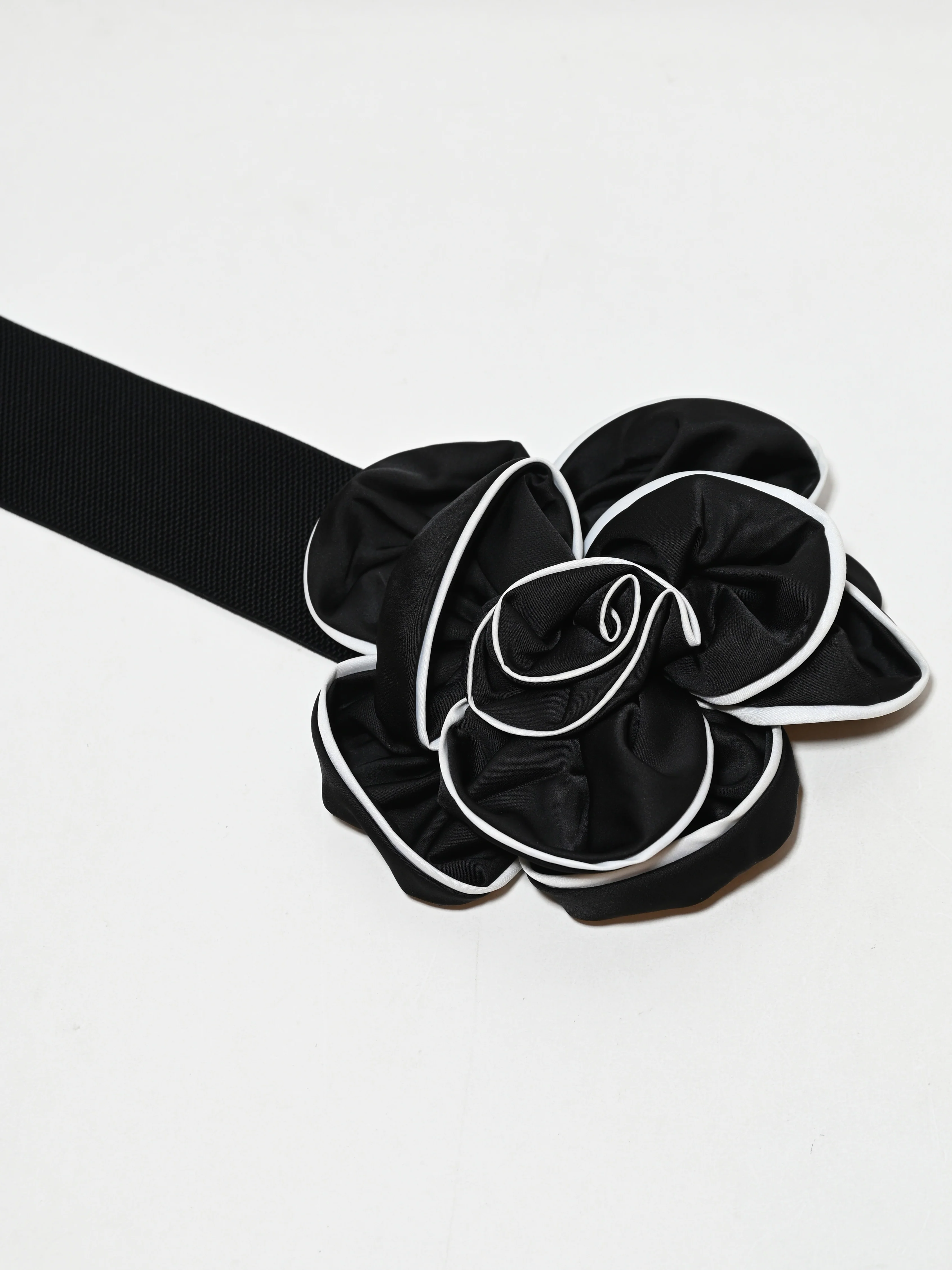 Odette Black Elastic Gathered Belt For Women - Image 5