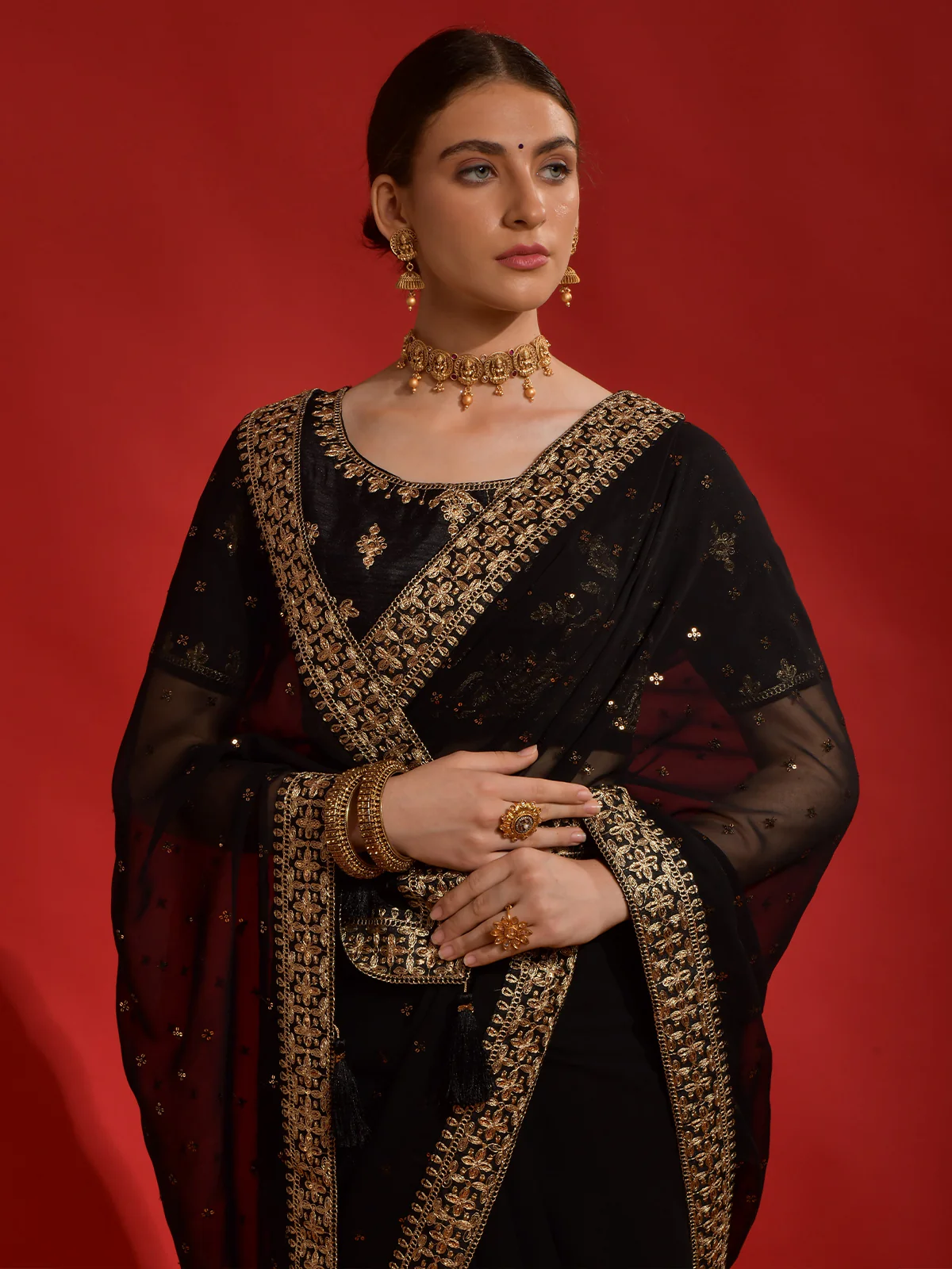 Odette Black Embroidered Georgette Saree With Unstitched Blouse For Women - Image 5