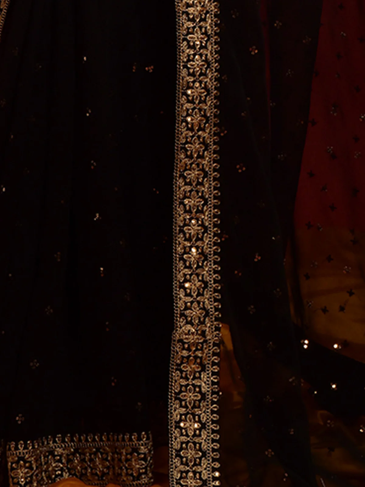 Odette Black Embroidered Georgette Saree With Unstitched Blouse For Women - Image 8