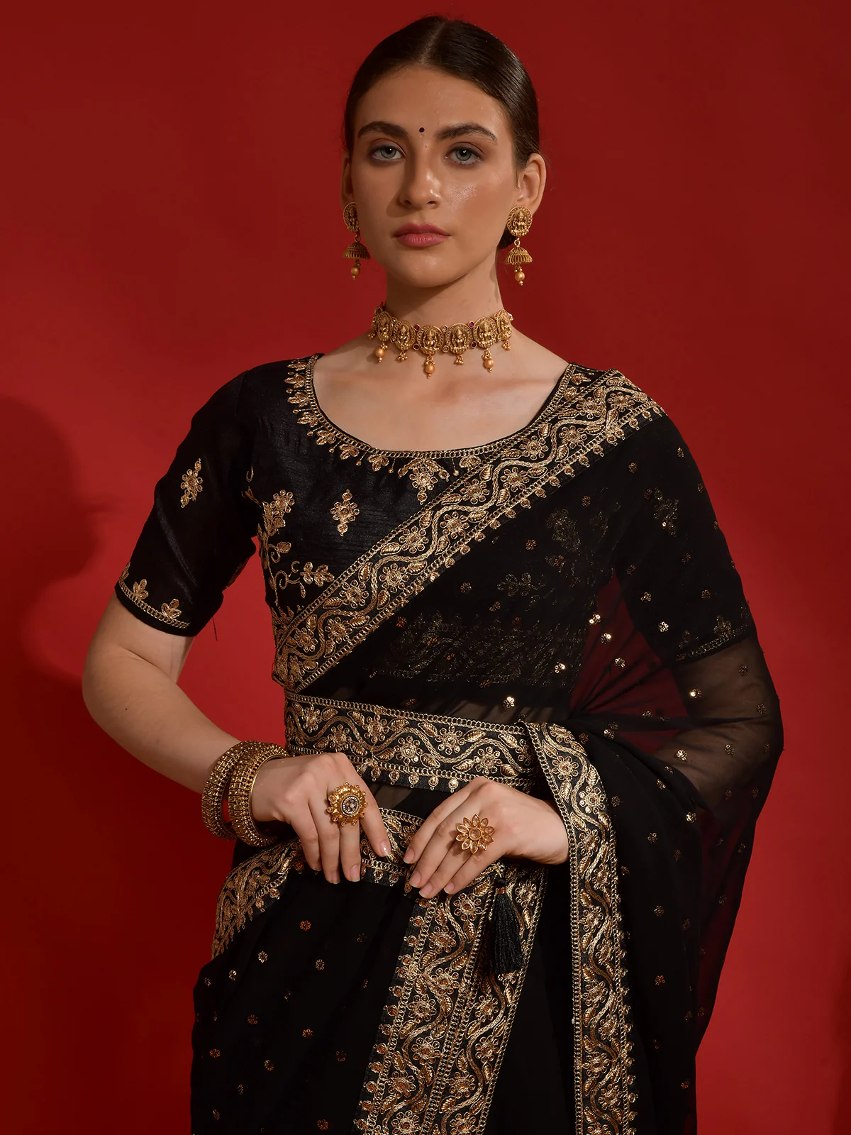 Odette Black Embroidered Georgette Saree With Unstitched Blouse For Women - Image 4