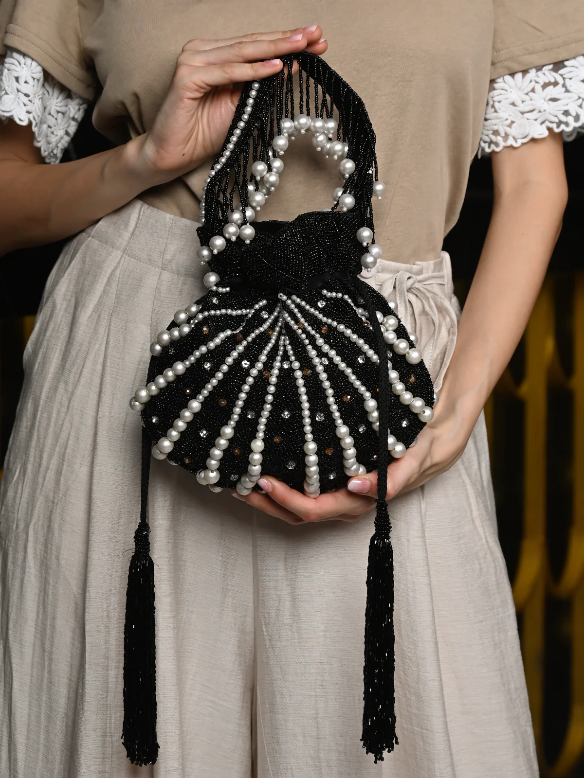 Odette Black Embroidered Potli Bag For Women - Image 2