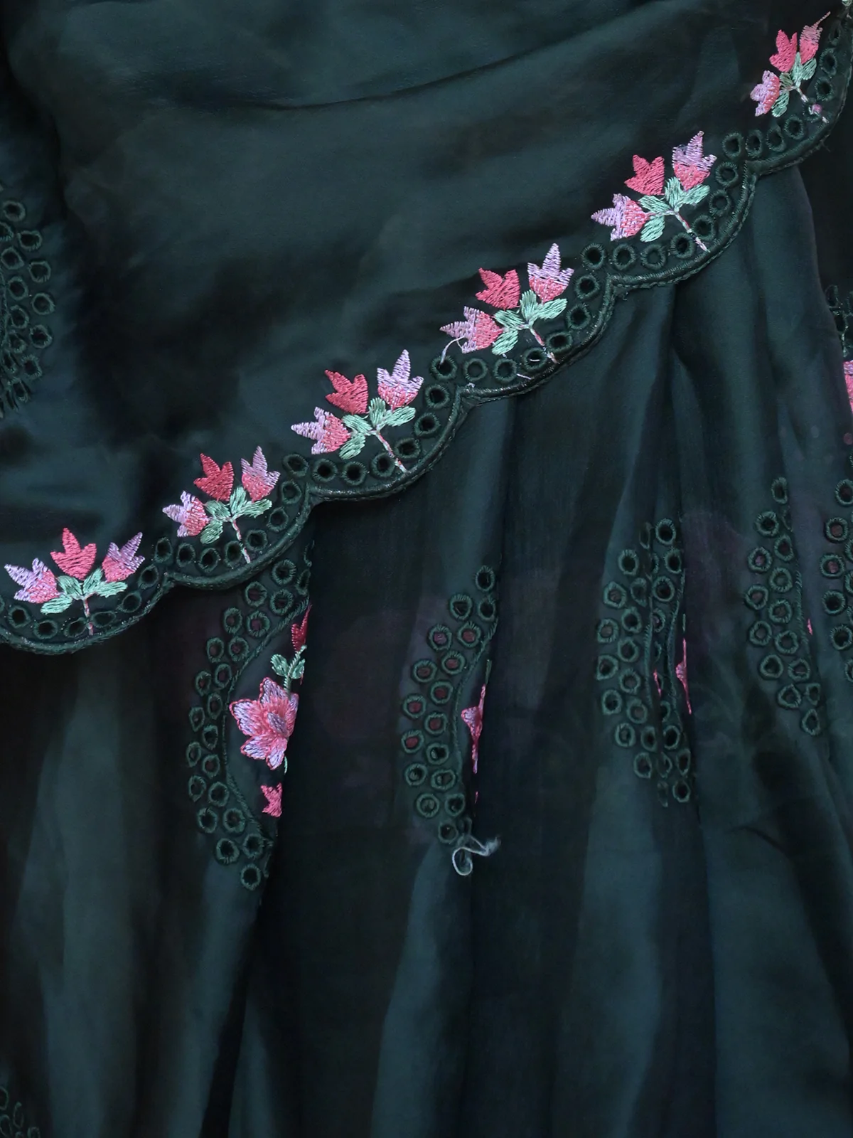 Odette Black Floral Embroidered Georgette Saree with Unstitched Blouse for Women - Image 5