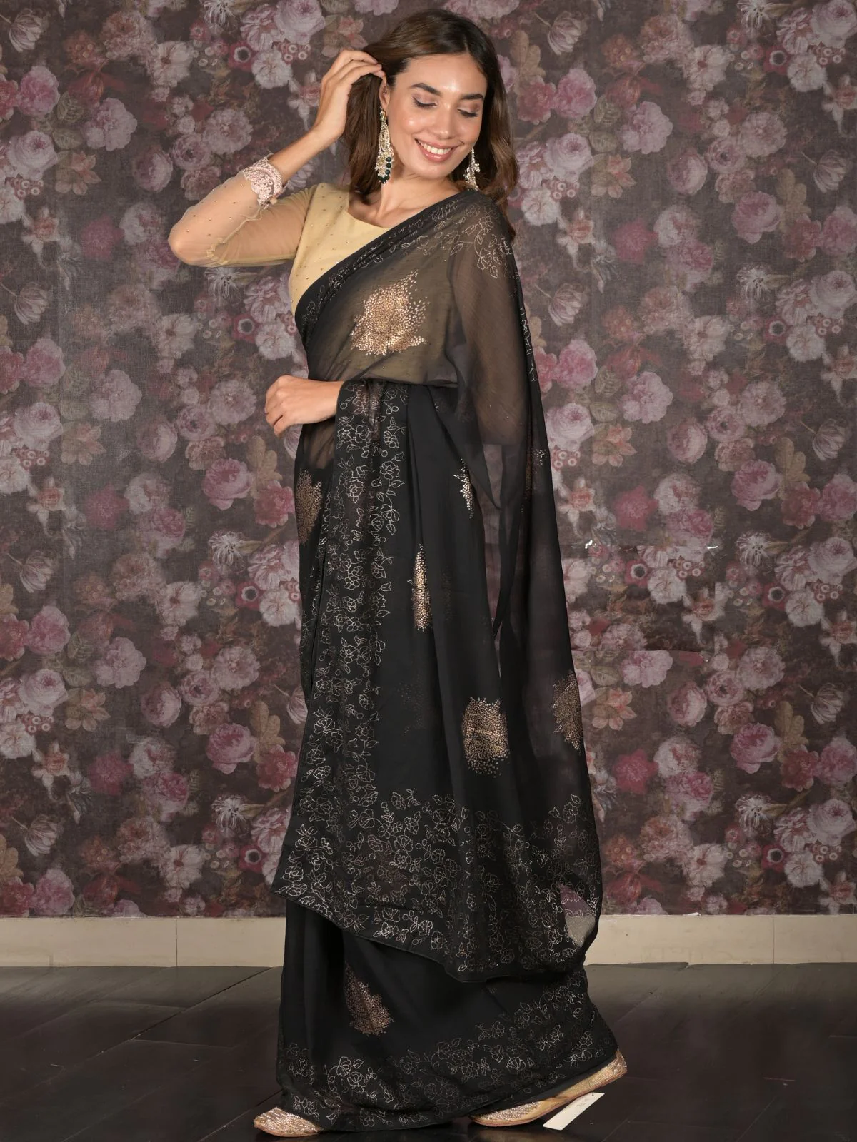 Odette Black Foil Printed Chiffon Saree with Unstitched Blouse for Women - Image 3