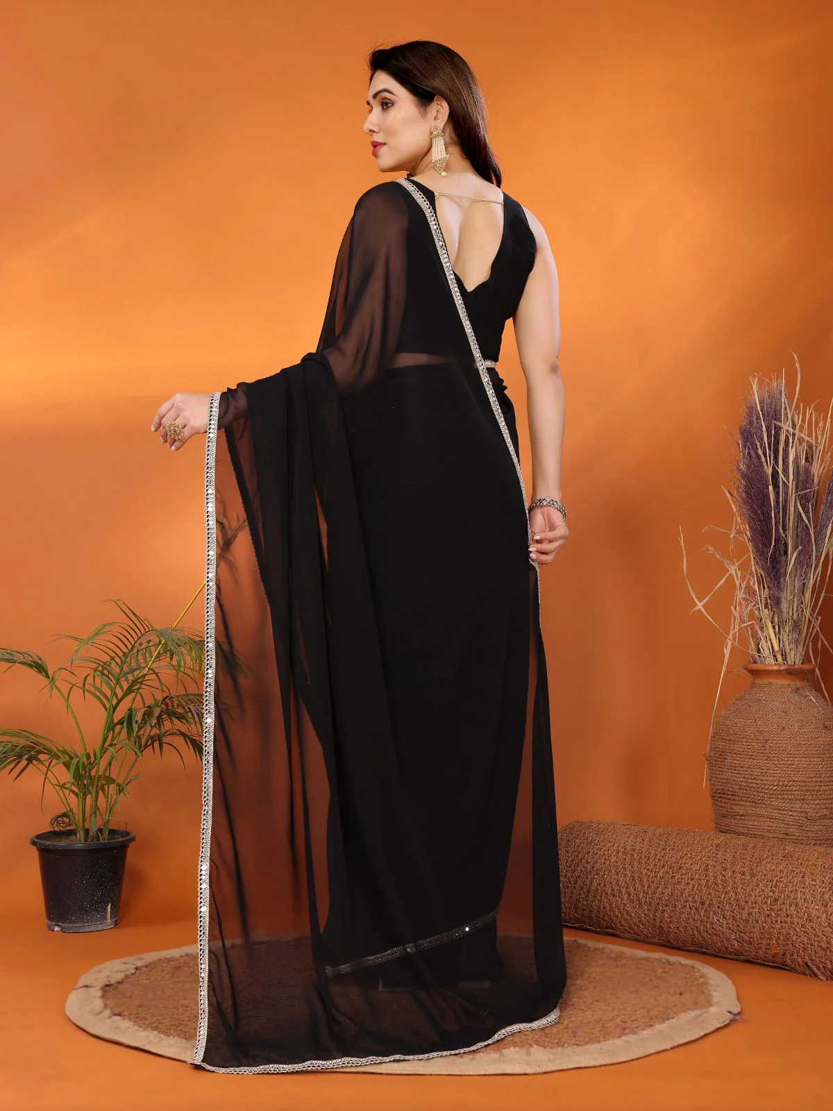 Odette Black Georgette Printed Saree For Women - Image 3