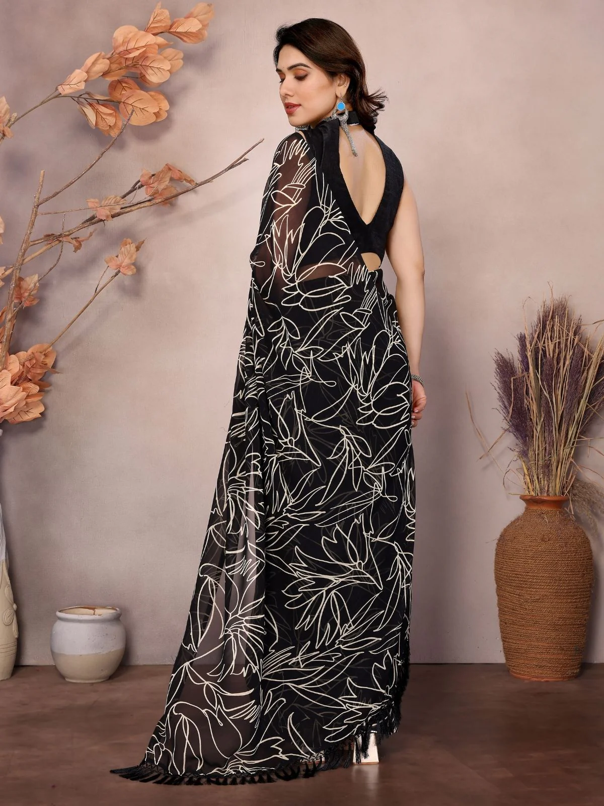 Odette Black Georgette Printed Saree With Unstitched Blouse For Women - Image 3