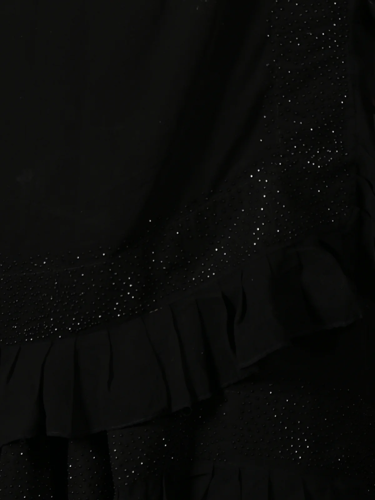 Odette Black Georgette Sequins Saree with Unstitched Blouse & Belt for Women - Image 5