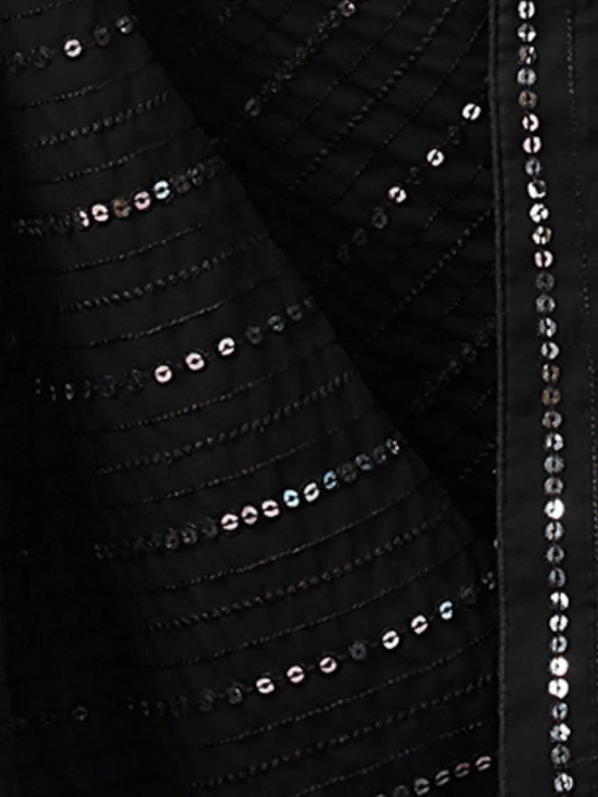 Odette Black Georgette Sequins Saree With Unstitched Blouse For Women - Image 3