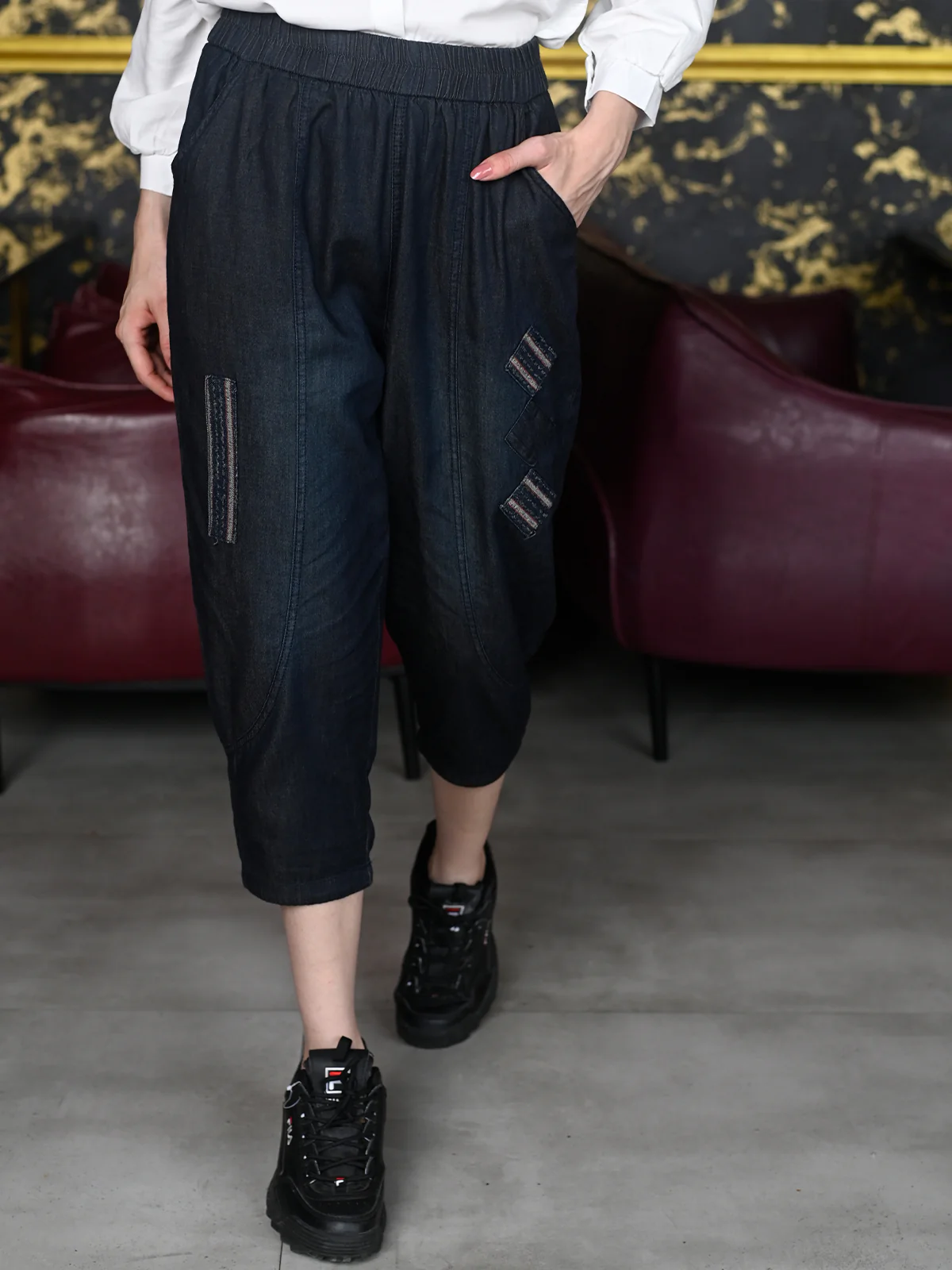 Odette Black Light Weight Washed Denim Solid Pant for Women - Image 3