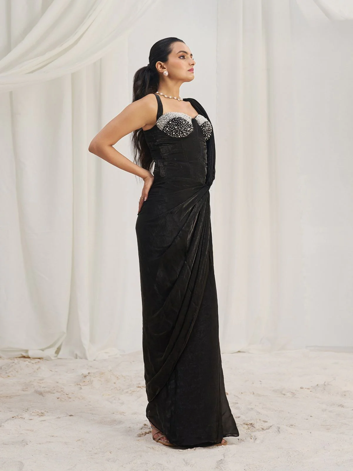 Odette Black Organza Solid Ready To Wear Saree With Stitched Blouse For Women - Image 4