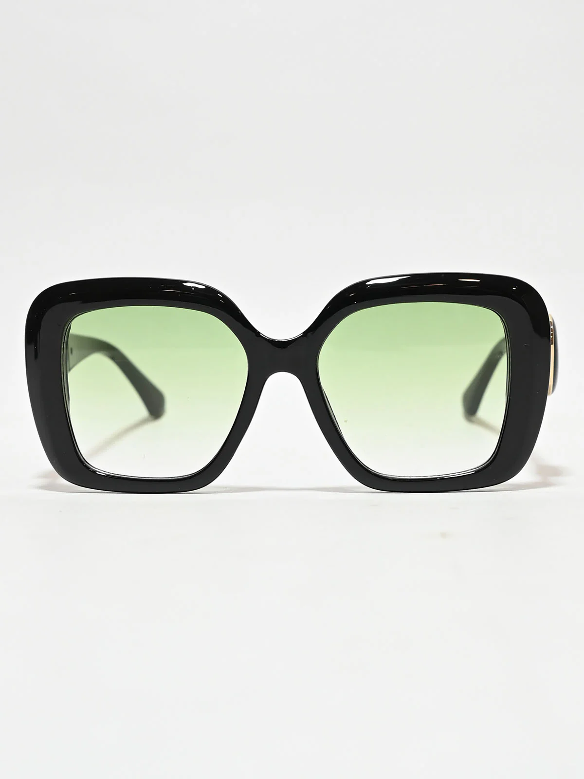 Odette Black PC Material Solid Sunglasses For Women - Image 3