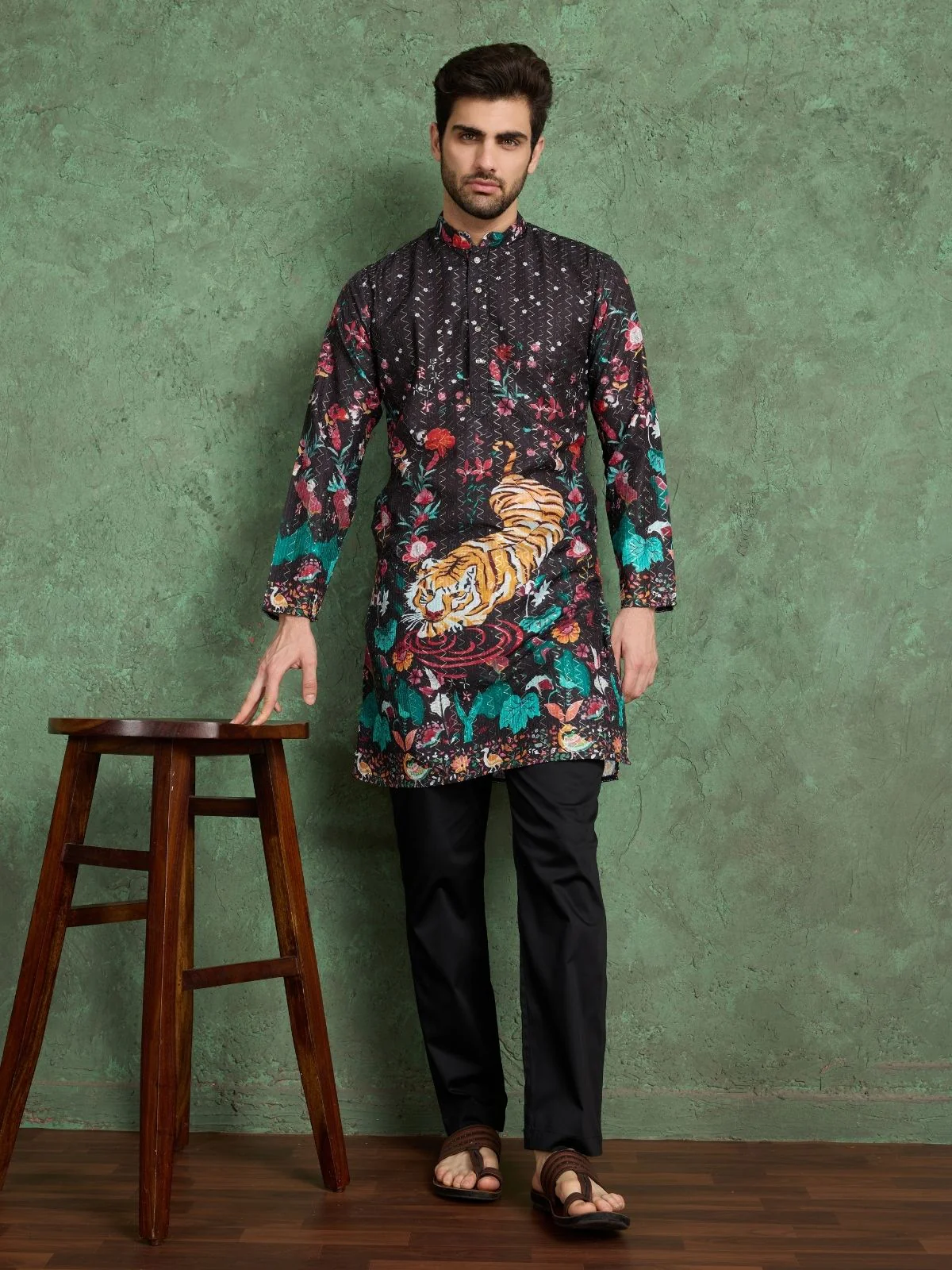 Odette Black Rayon Printed and Embroidered Stitched Kurta For Men - Image 2