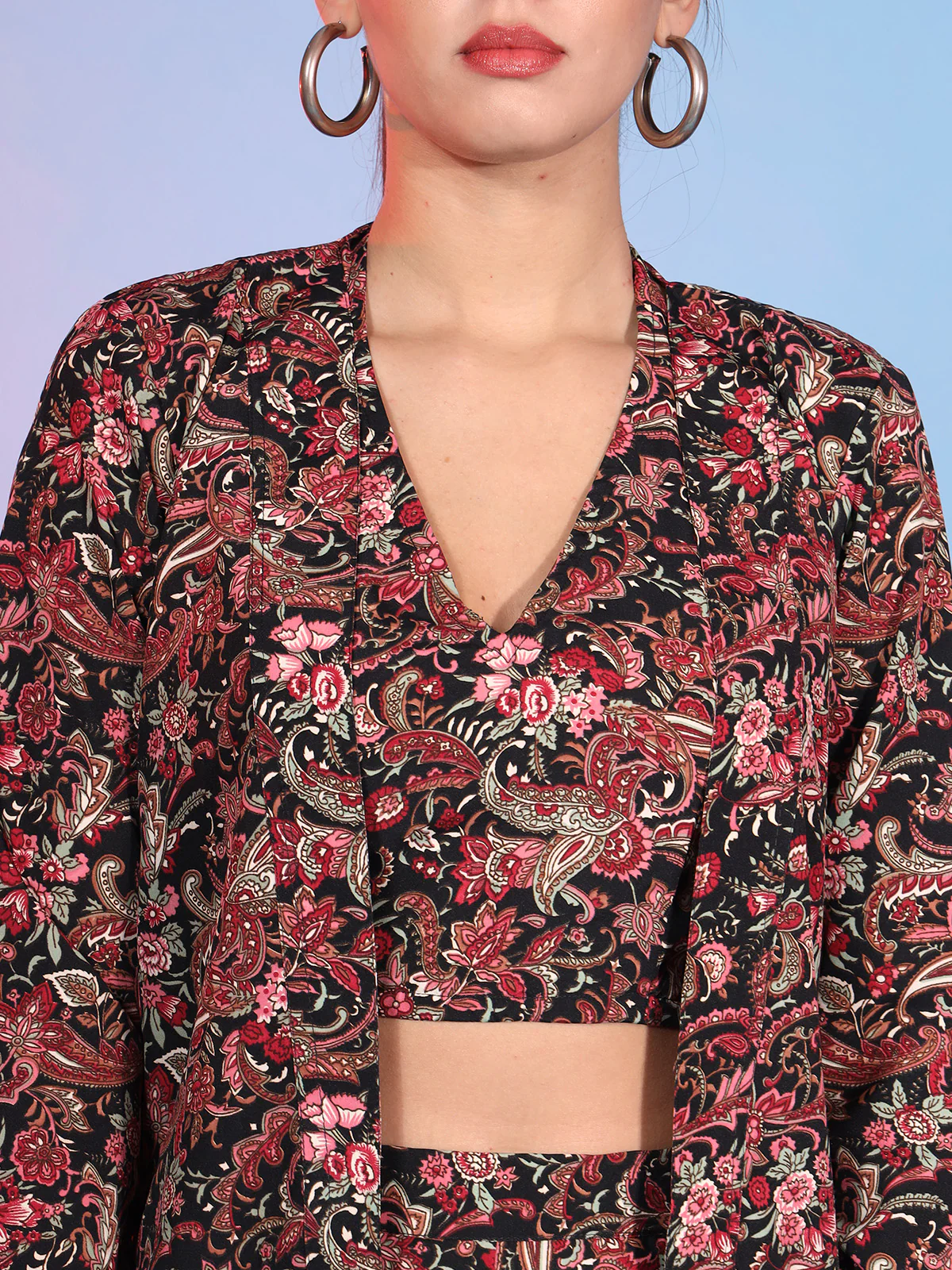 Odette Black & Red Printed Crepe Stitched Co-Ord Set For Women - Image 6