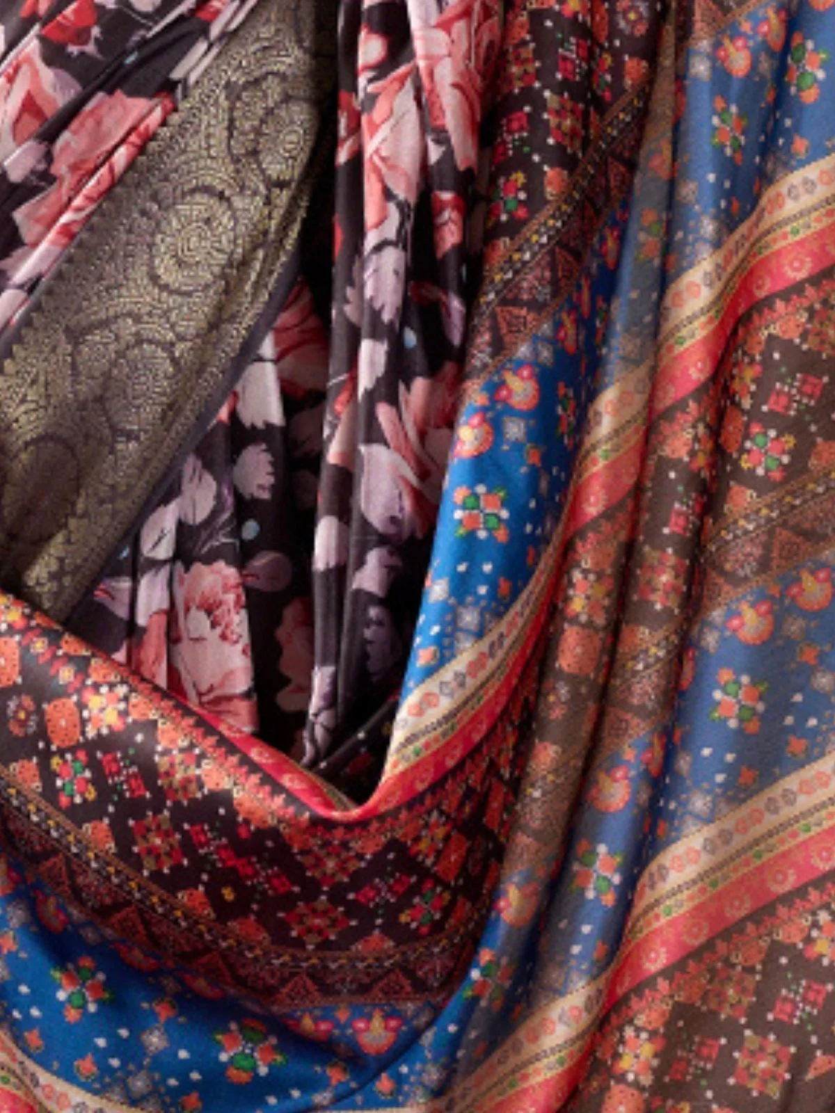 Odette Black Silk Blend Printed Saree For Women - Image 5