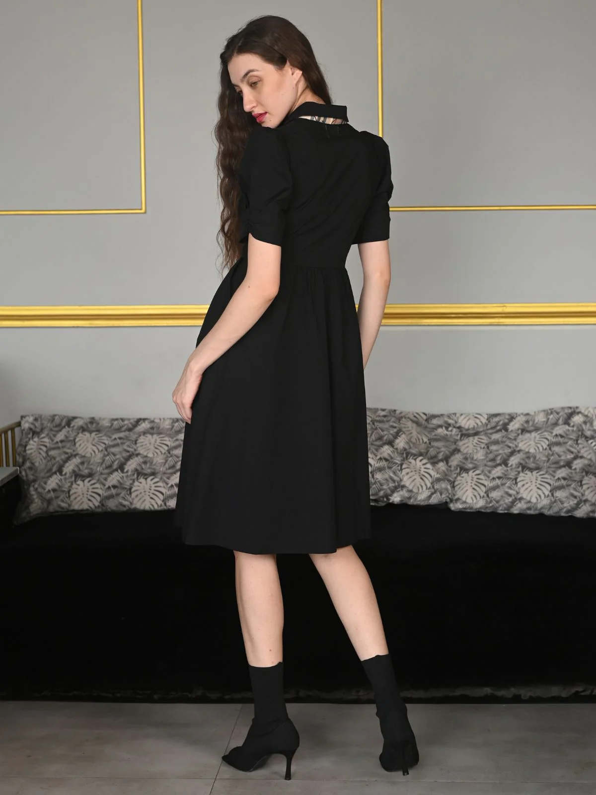 Odette Black Cotton Poplin Solid Tie Scarf Dress For Women - Image 4