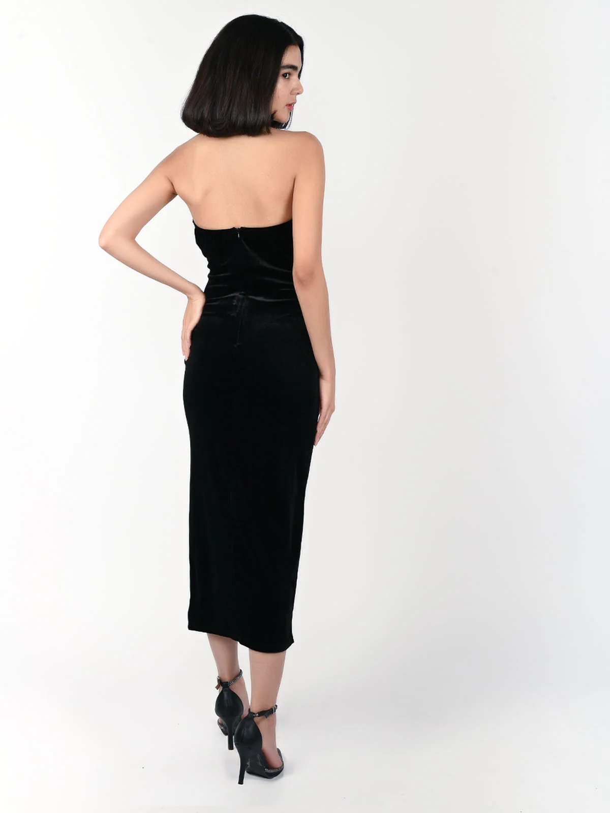 Odette Black Velvet Embellished Dress For Women - Image 4