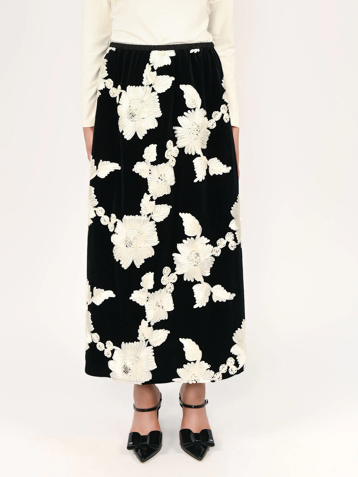 Odette Black Velvet Ribbon Applique Skirt For Women - Image 3