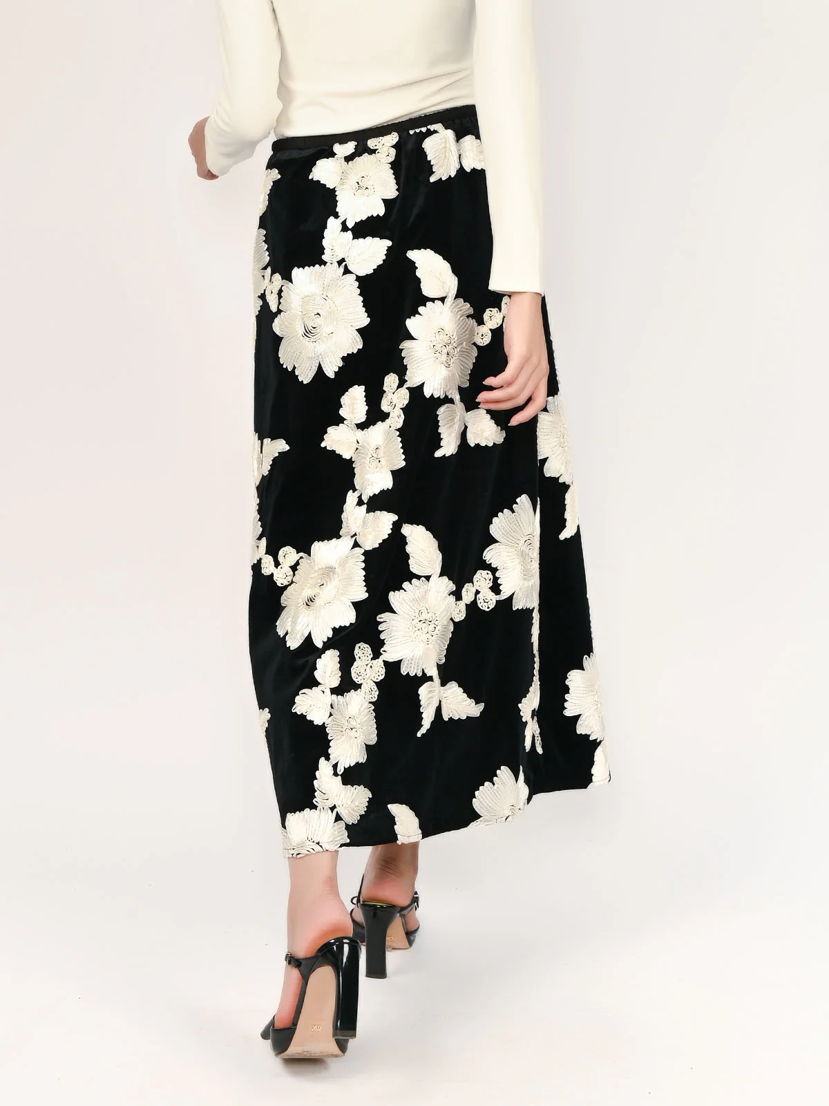 Odette Black Velvet Ribbon Applique Skirt For Women - Image 4