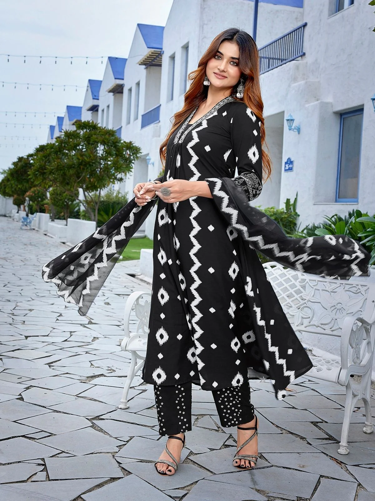 Odette Black Viscose Embroidered Stiched Kurta Set For Women - Image 6