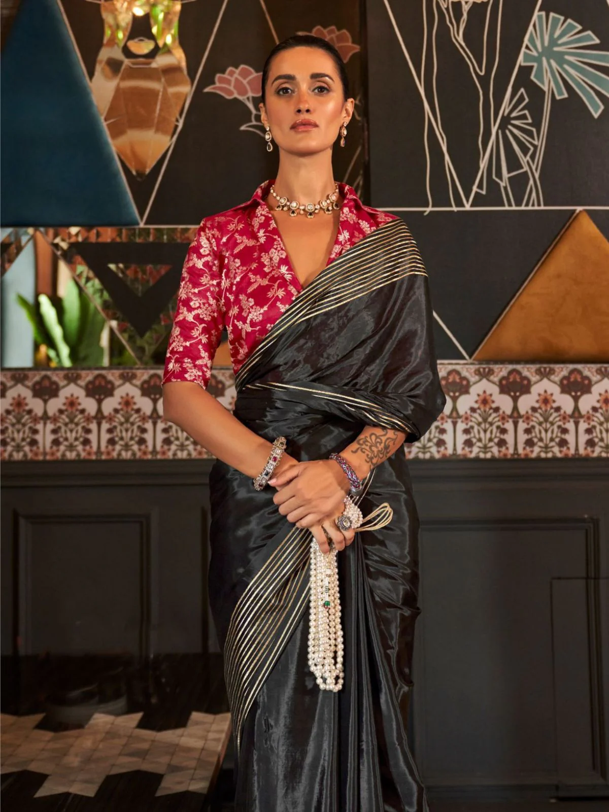 Odette Black Viscose Woven Saree With Unstitched Blouse For Women - Image 2