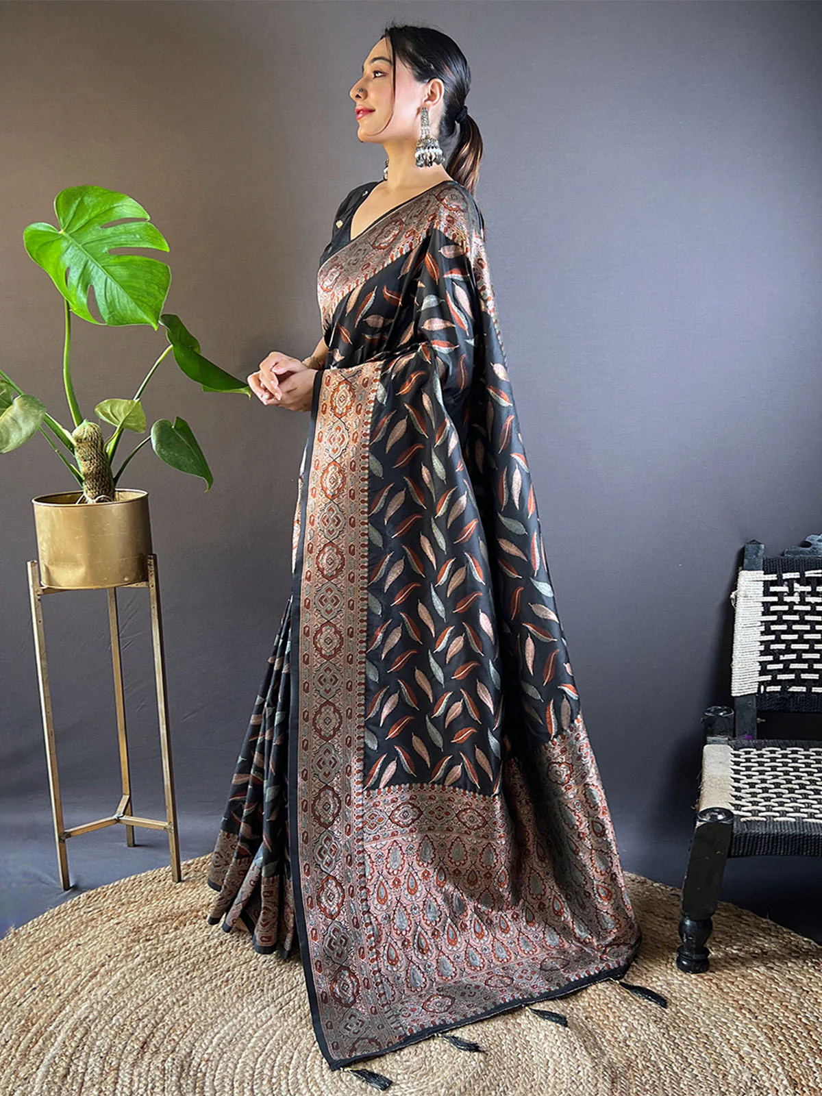 Odette Black Woven Design Soft Silk Saree With Unstitched Blouse For Women - Image 2