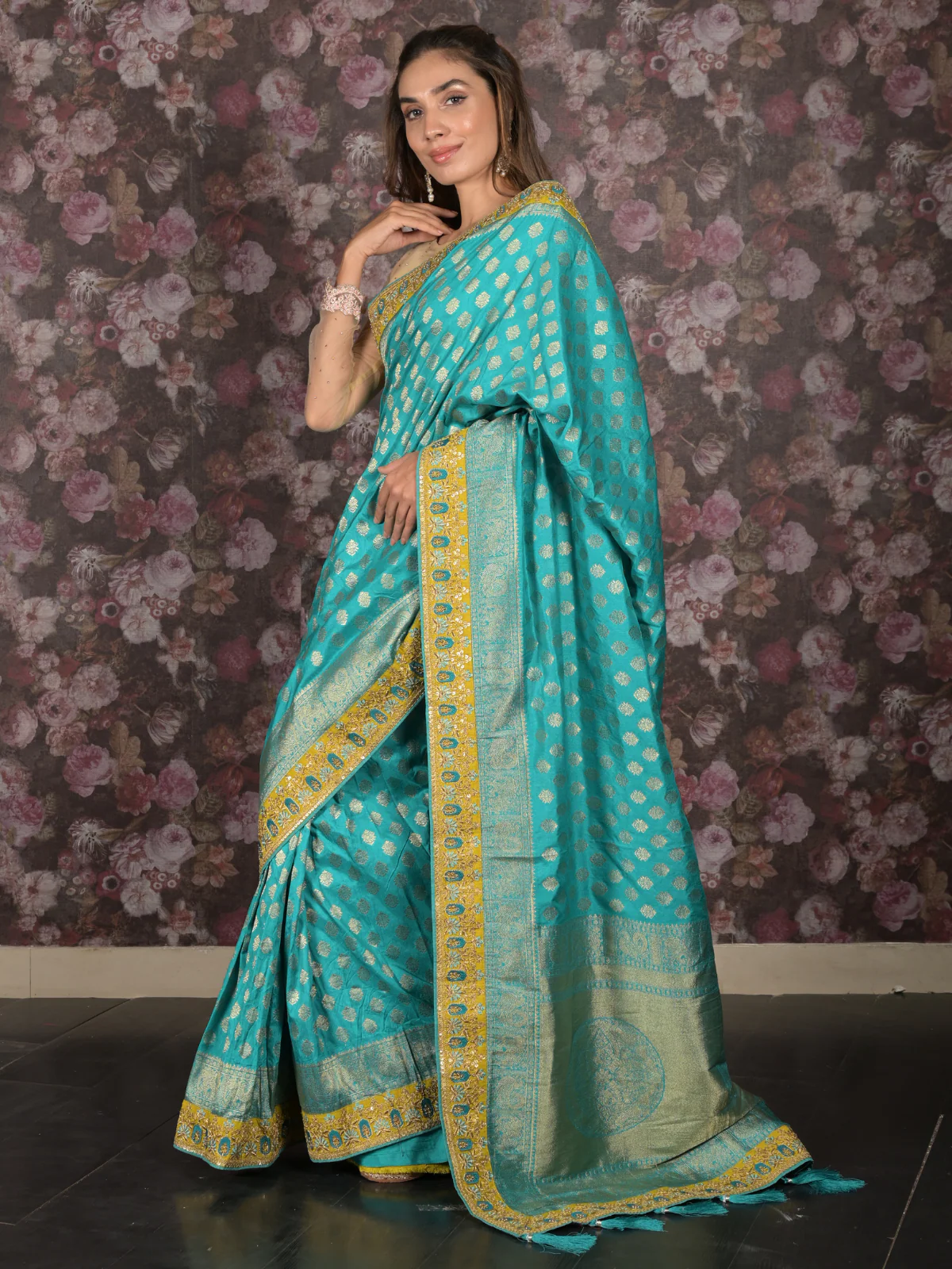 Odette Blue Beads Embroidered Silk Blend Saree with Unstitched Blouse for Women - Image 3