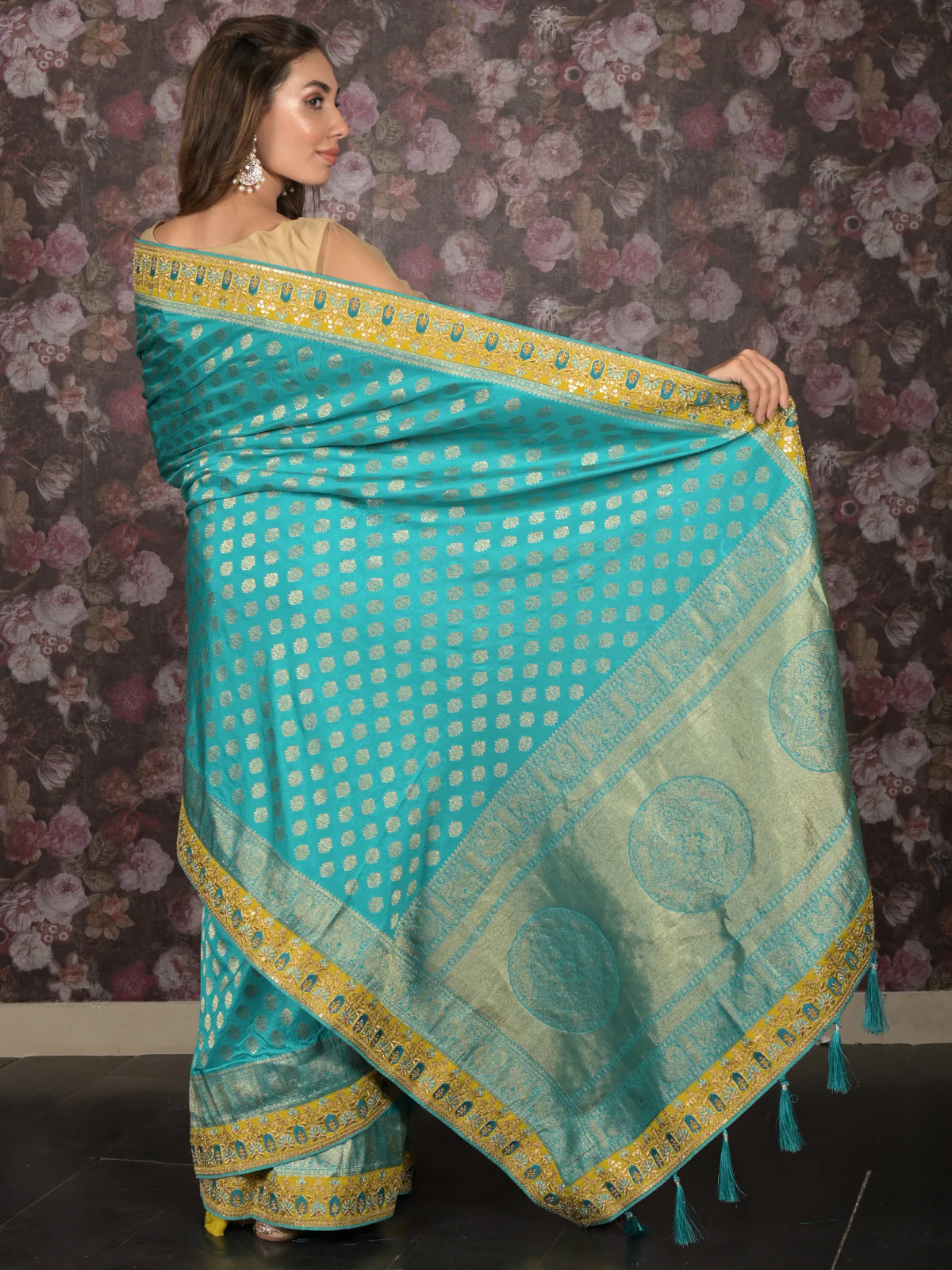 Odette Blue Beads Embroidered Silk Blend Saree with Unstitched Blouse for Women - Image 4