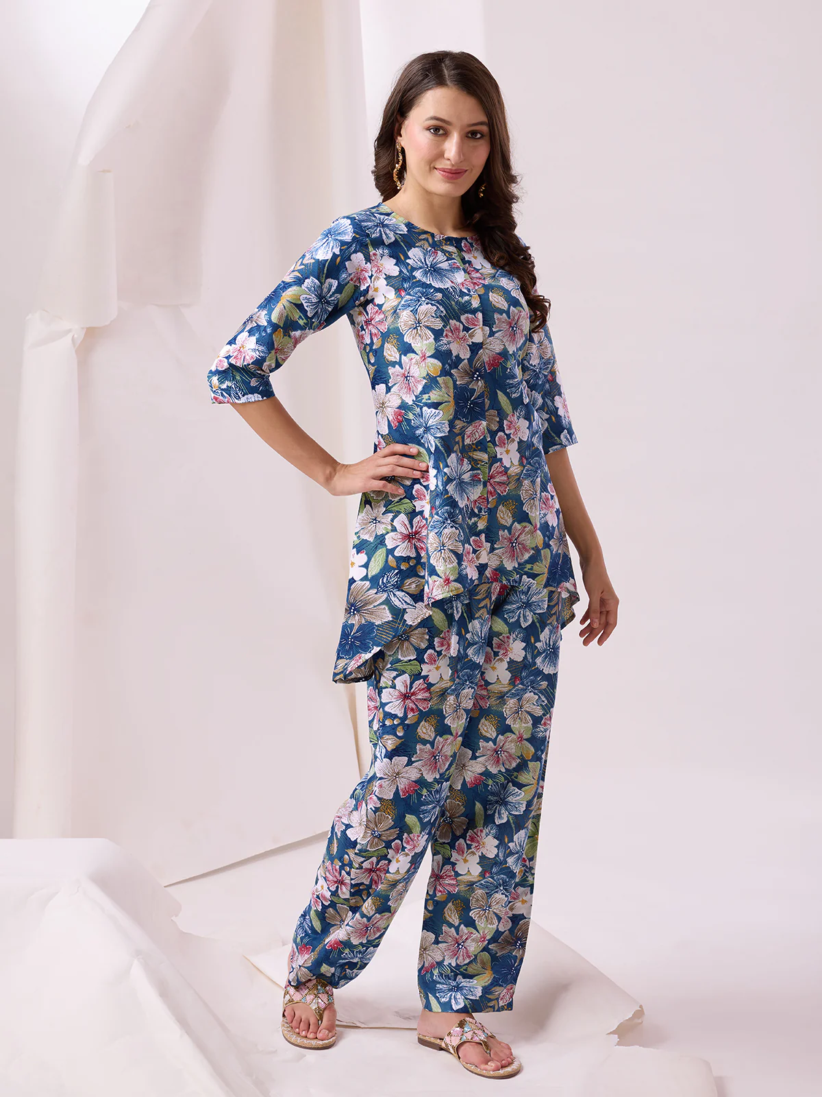 Odette Blue Cotton Printed Co-ord set For Women - Image 3