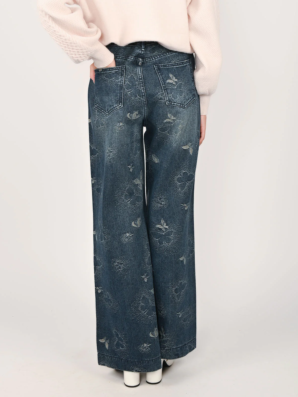 Odette Blue Denim Embroidered Jeans For Women - Image 4