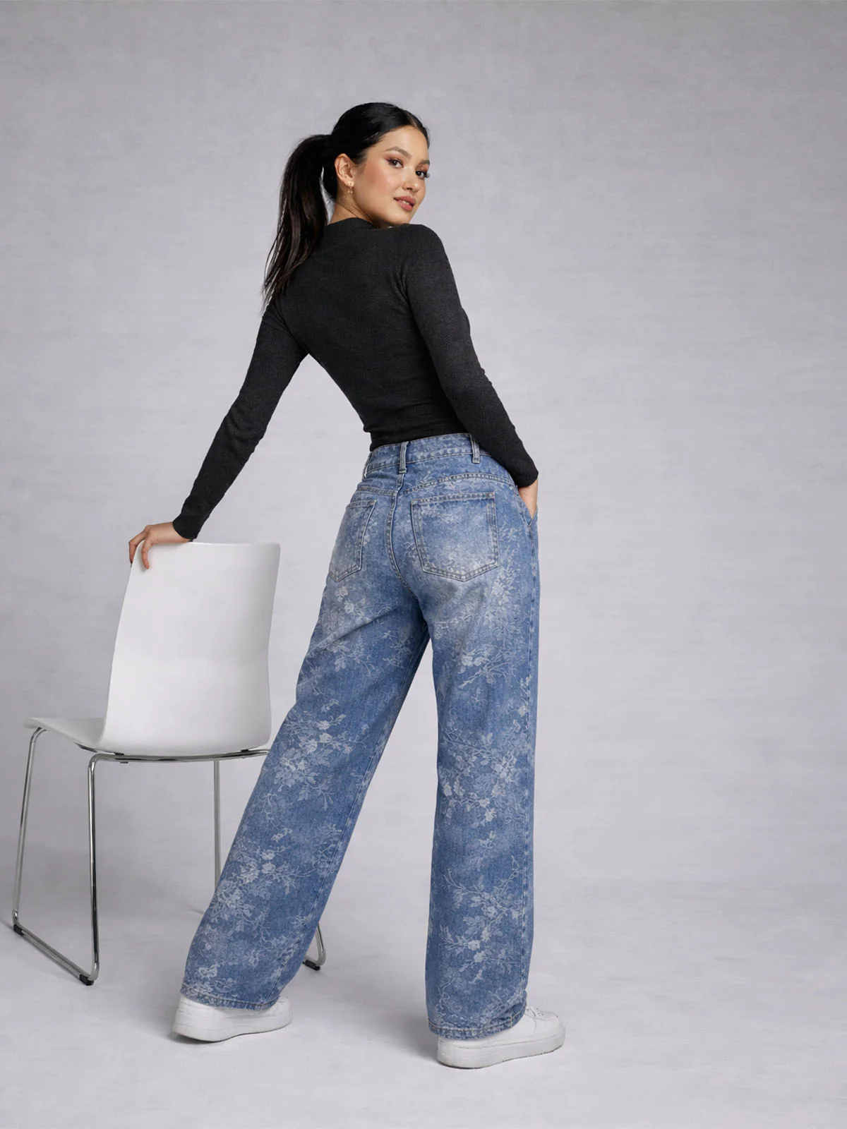Odette Blue Denim Self Design Jeans For Women - Image 3