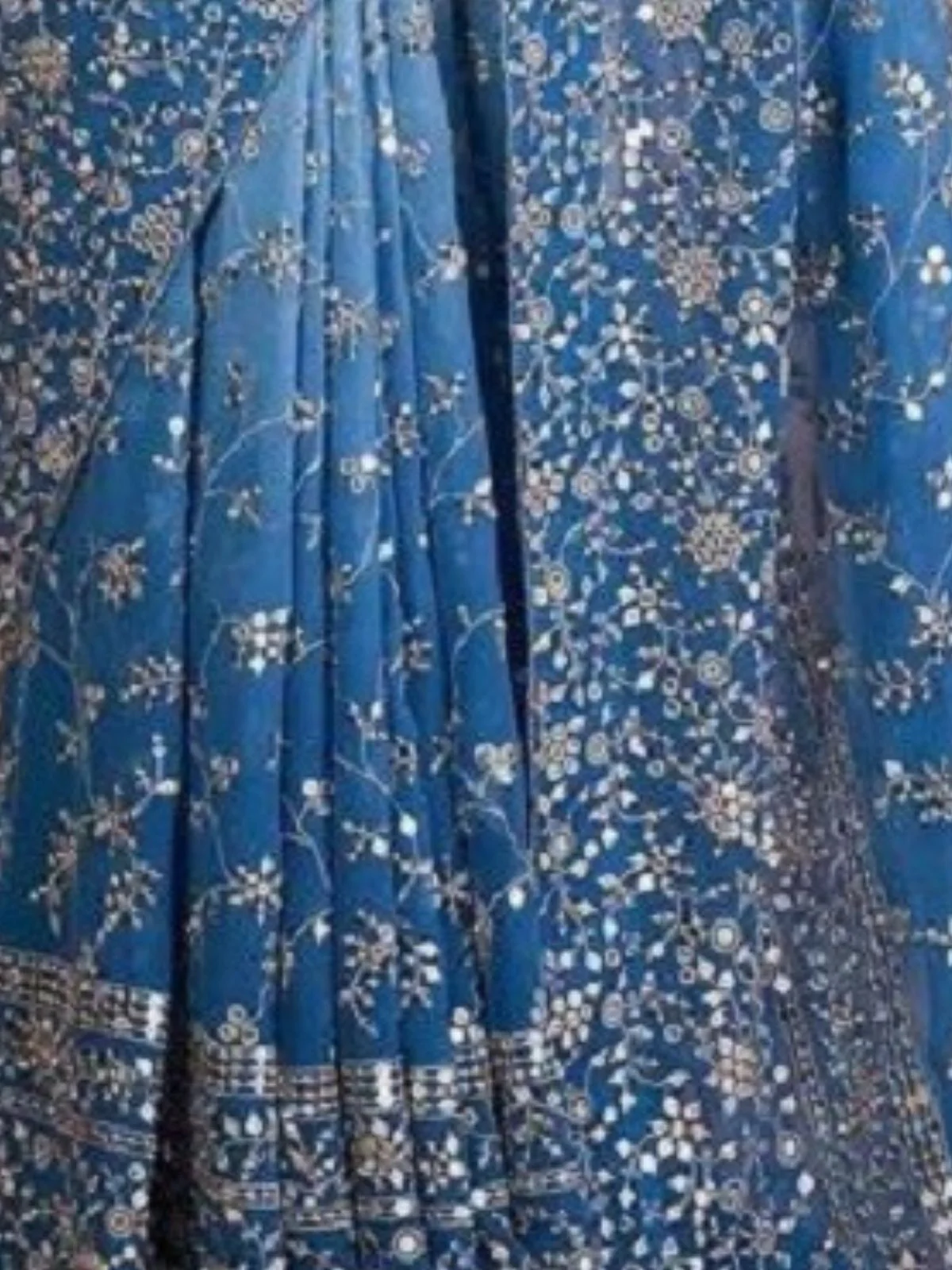 Odette Blue Embroidered Georgette Saree With Unstitched Blouse For Women - Image 4