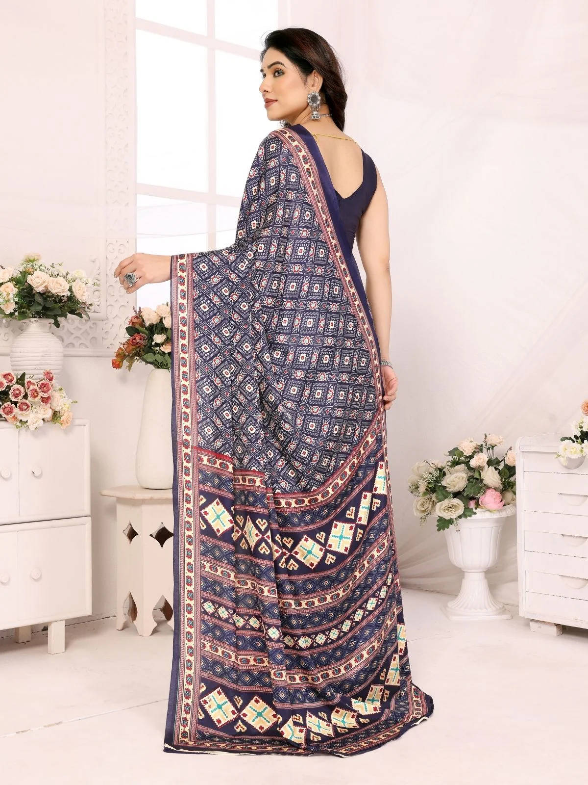 Odette Blue Georgette Printed Saree For Women - Image 3