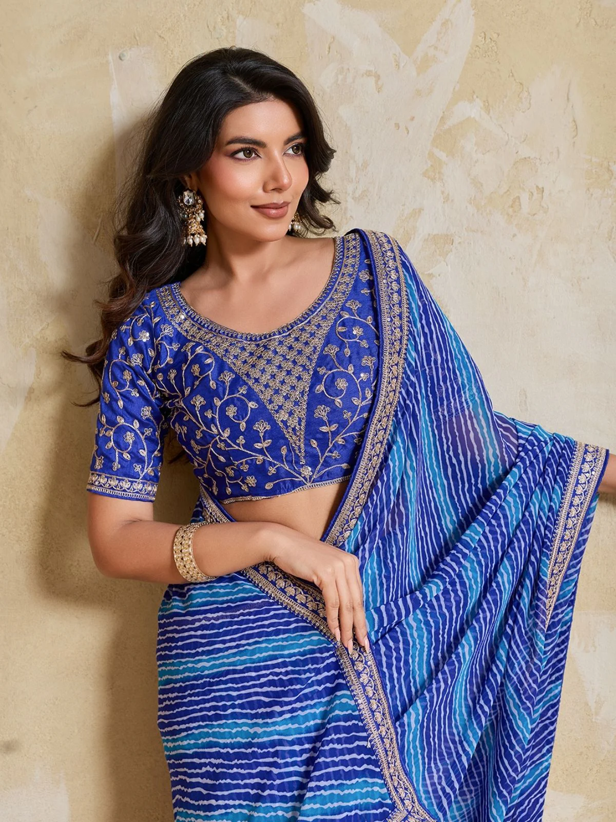Odette Blue Georgette Printed Saree For Women - Image 4