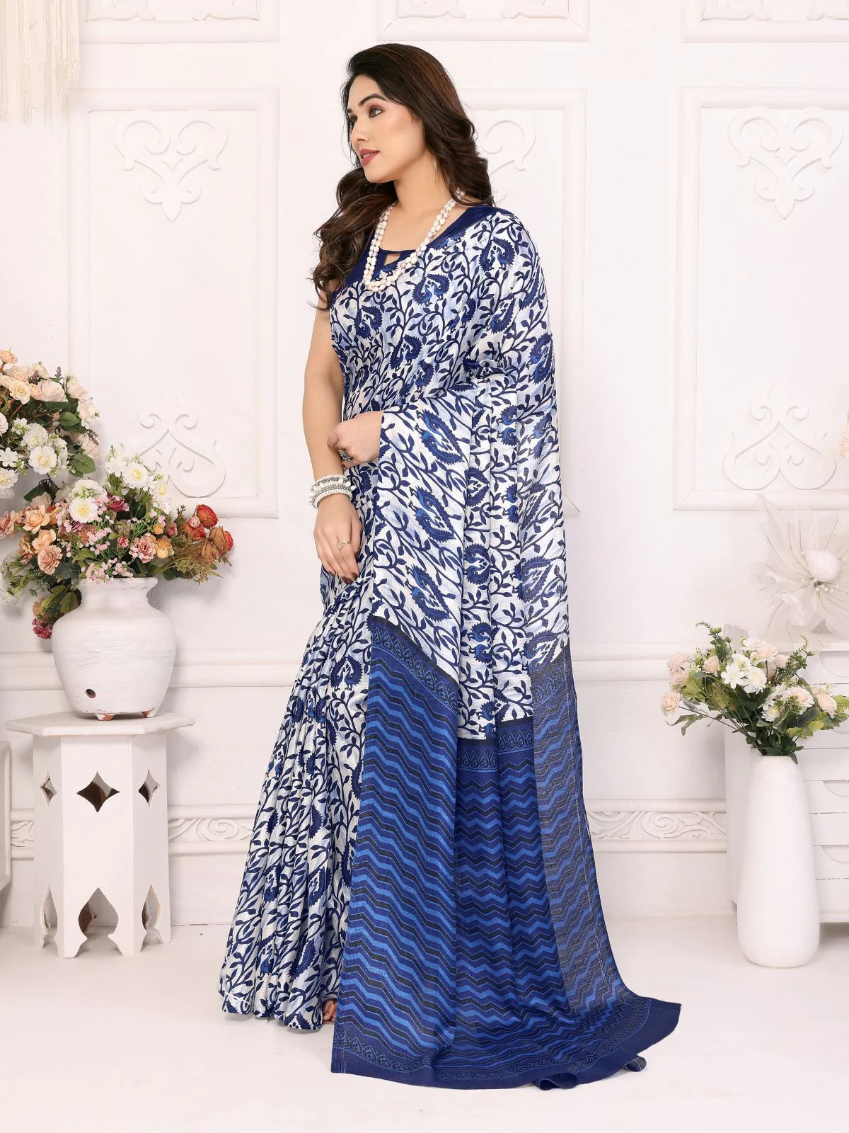 Odette Blue Khadi Printed Saree With Unstitched Blouse For Women - Image 2