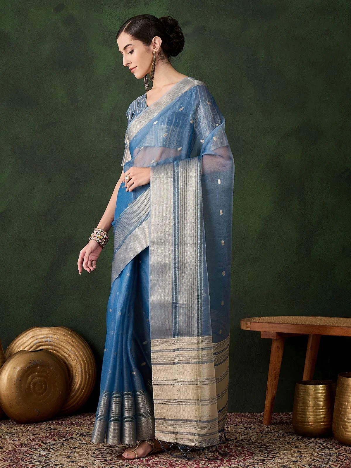 Odette Blue Organza Woven Saree With Unstitched Blouse For Women - Image 2
