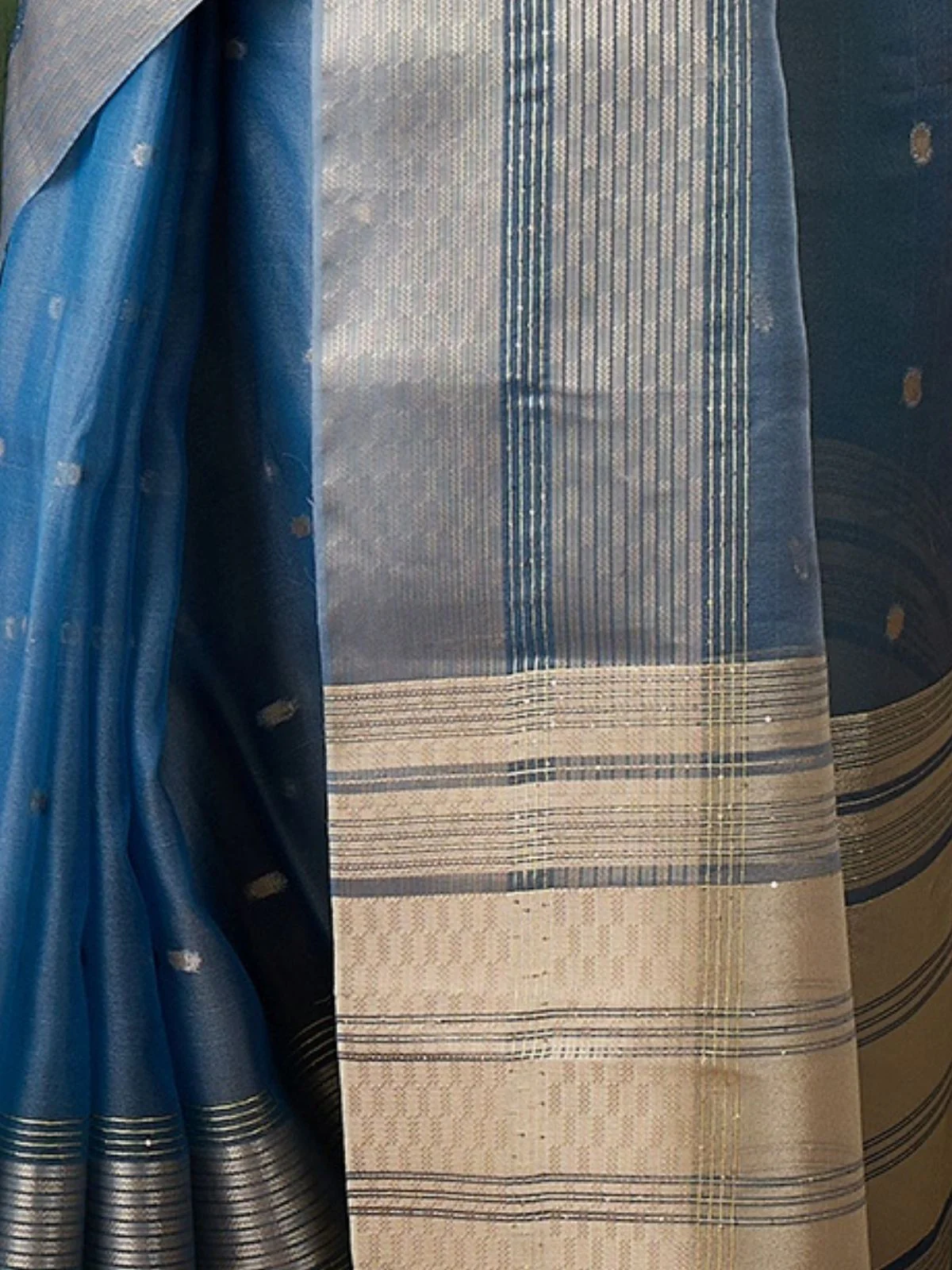 Odette Blue Organza Woven Saree With Unstitched Blouse For Women - Image 6