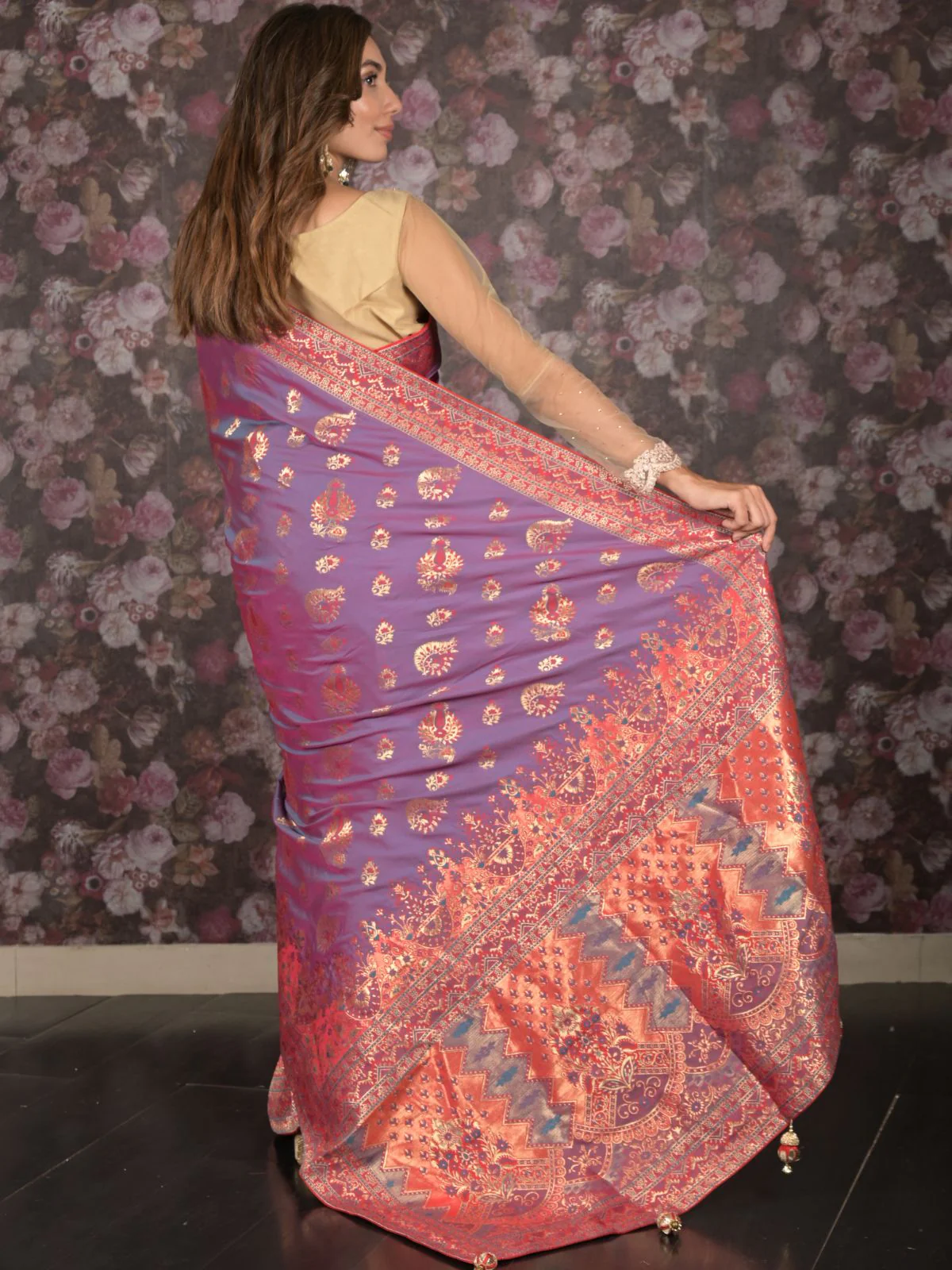 Odette Blue Pink Shaded Woven Silk Blend Saree with Unstitched Blouse for Women - Image 4