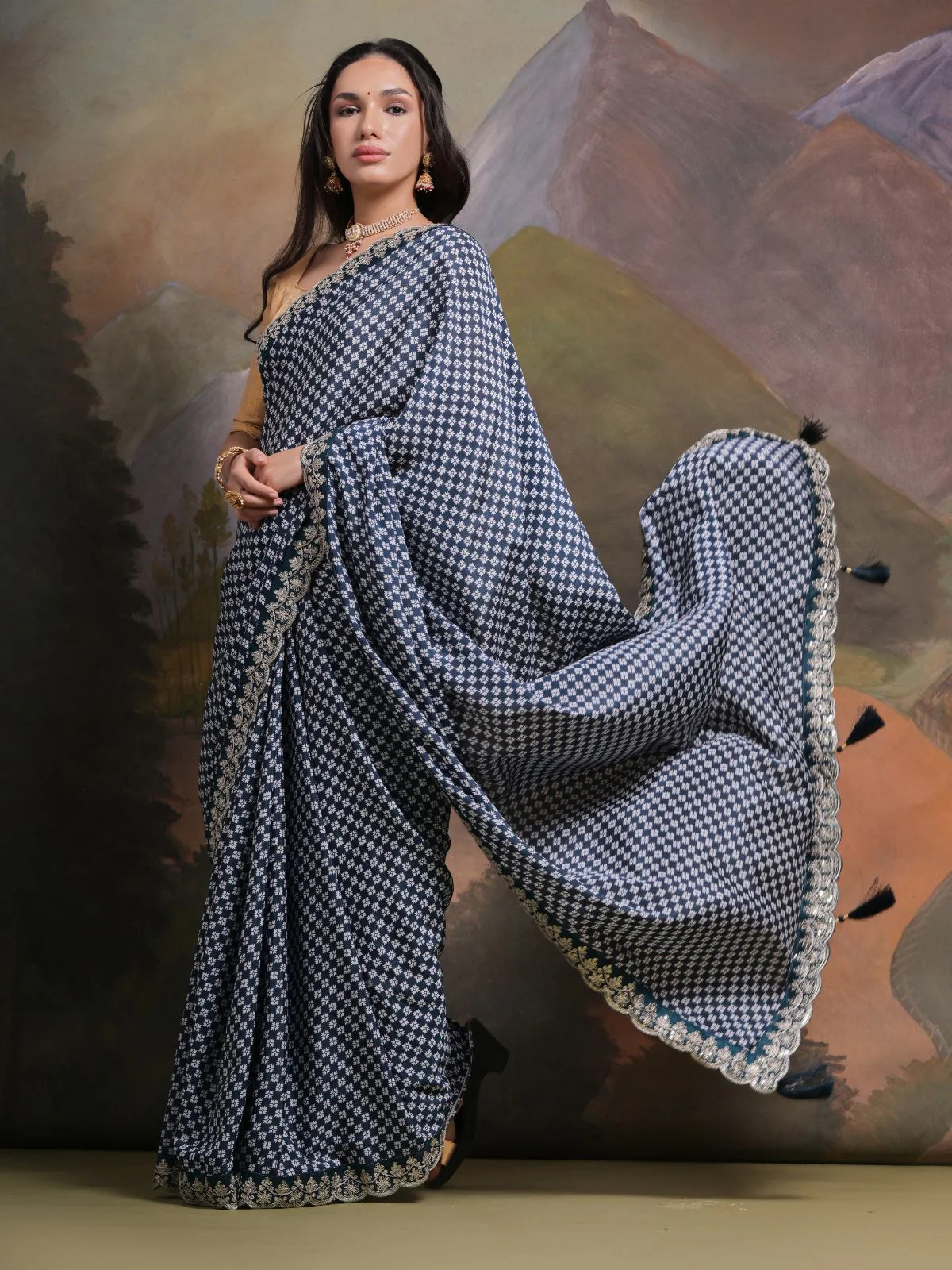 Odette Blue Printed Chiffon Saree With Unstitched Blouse For Women - Image 2