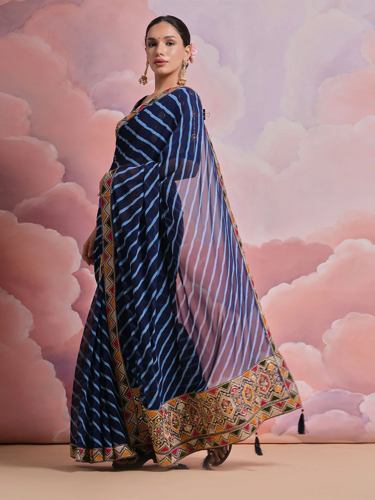 Odette Blue Printed Georgette Saree With Unstitched Blouse For Women - Image 2