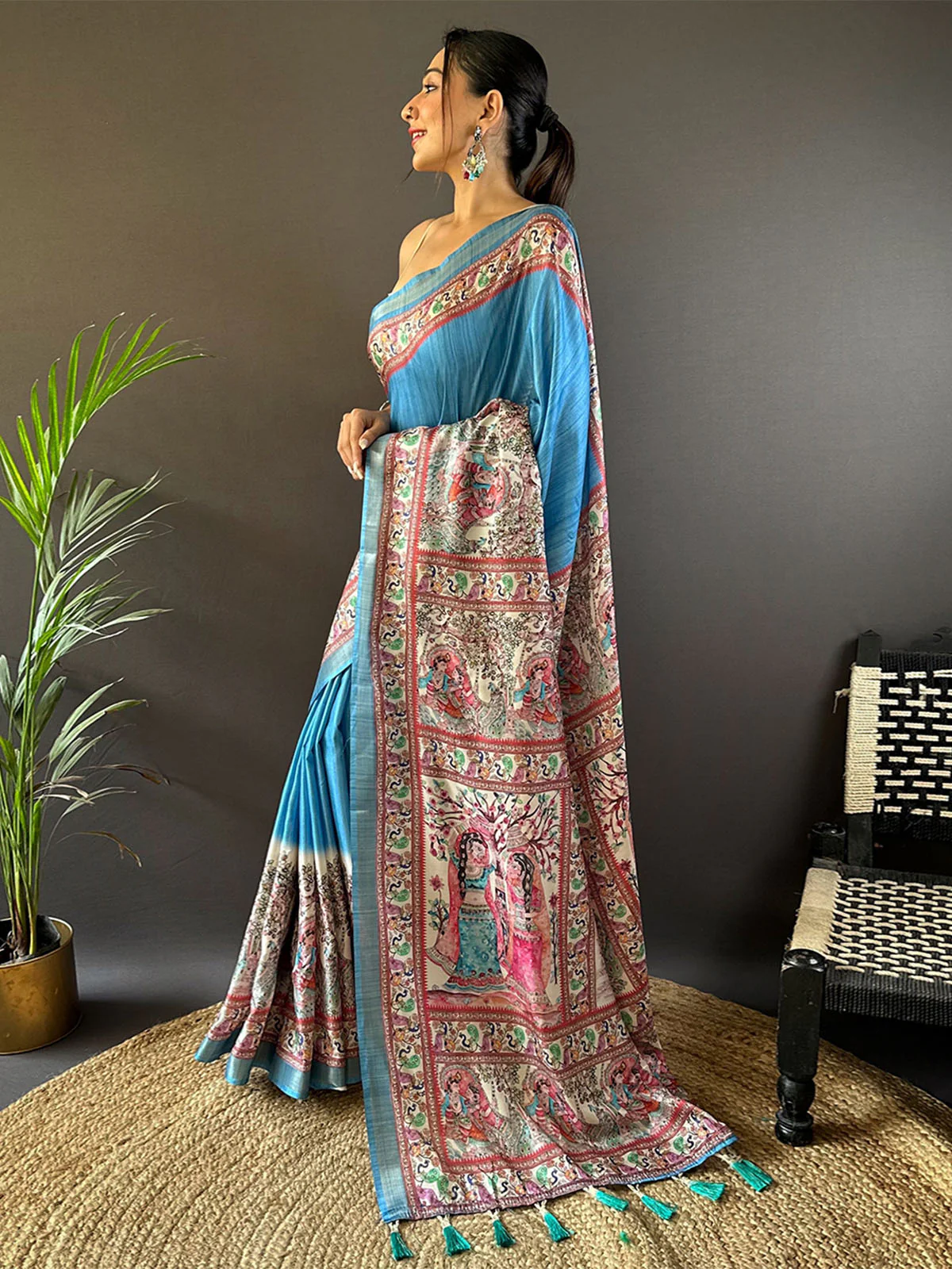 Odette Blue Printed Silk Blend Saree With Unstitched Blouse For Women - Image 2
