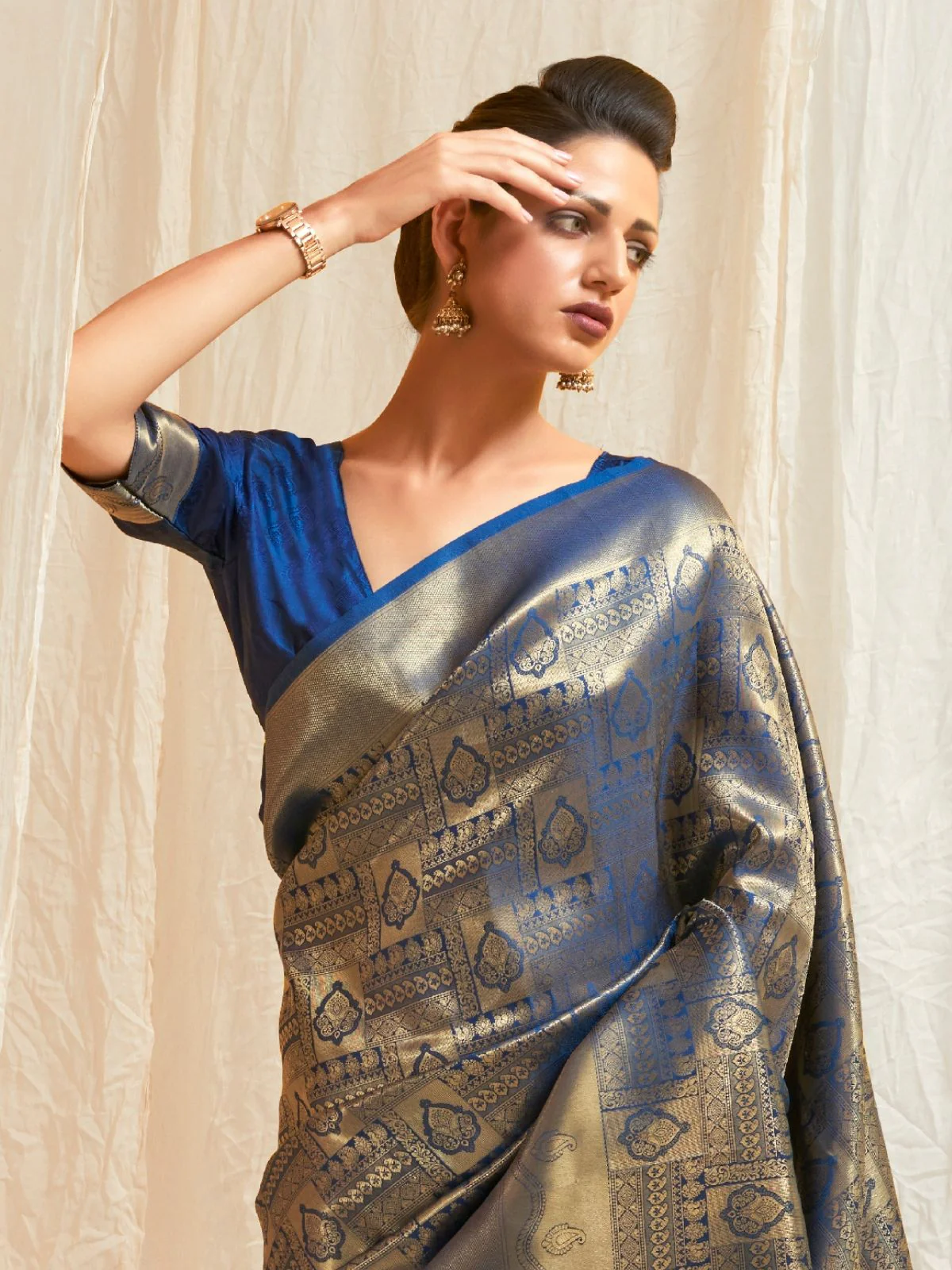 Odette Blue Silk Blend Woven Saree With Unstitched Blouse For Women - Image 2