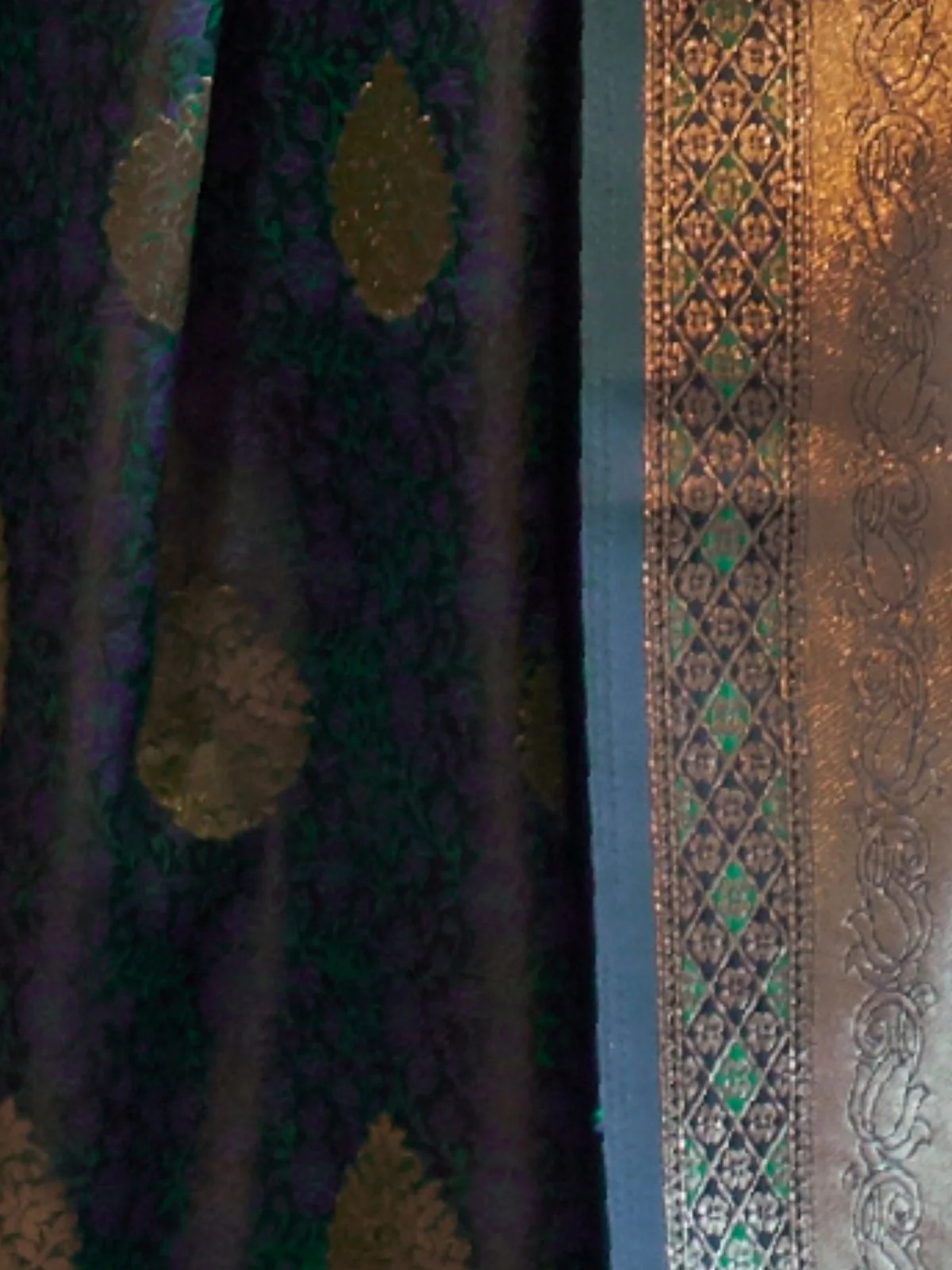 Odette Blue Silk Blend Woven Saree With Unstitched Blouse for Women - Image 3