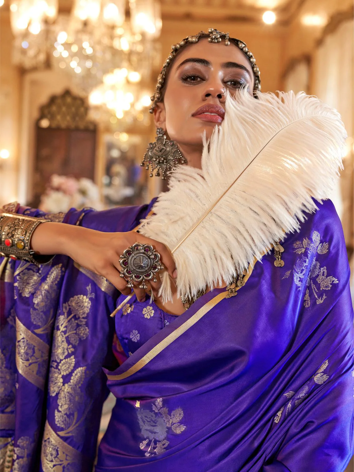 Odette Blue Silk Blend Woven Saree With Unstitched Blouse For Women - Image 2