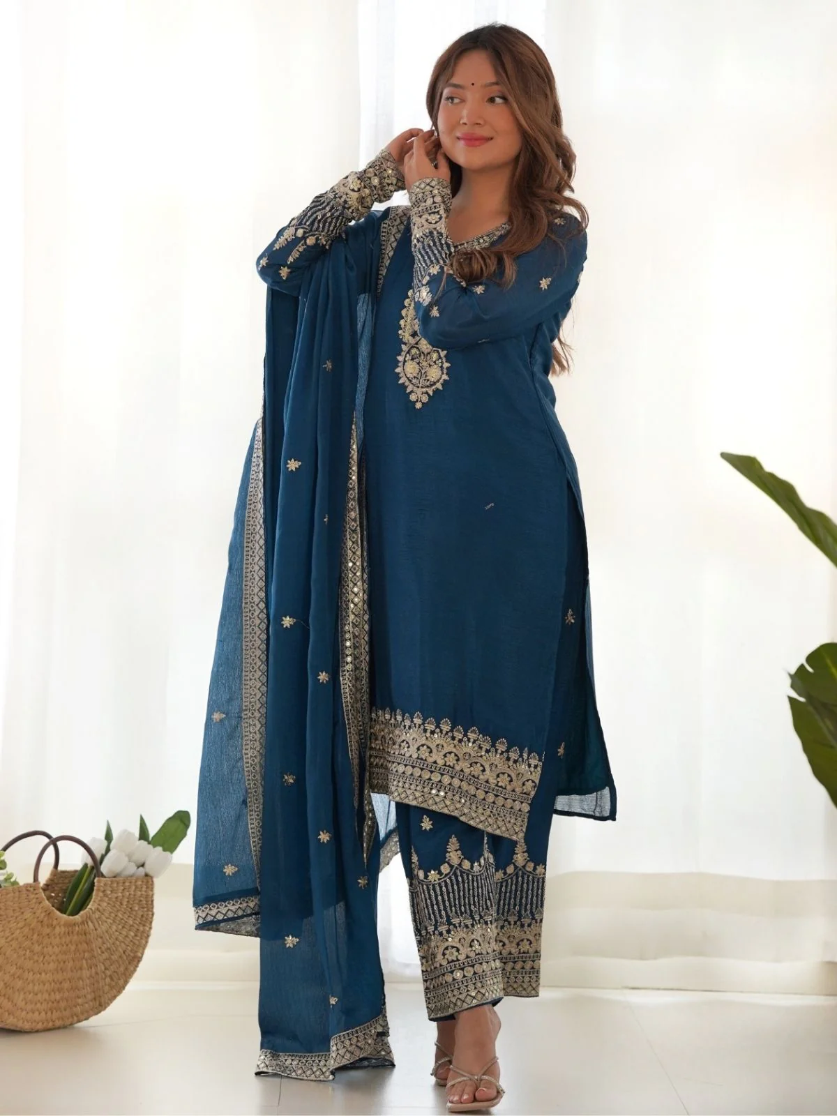 Odette Blue Silk Embroidered Kurta Set For Women - Image 2