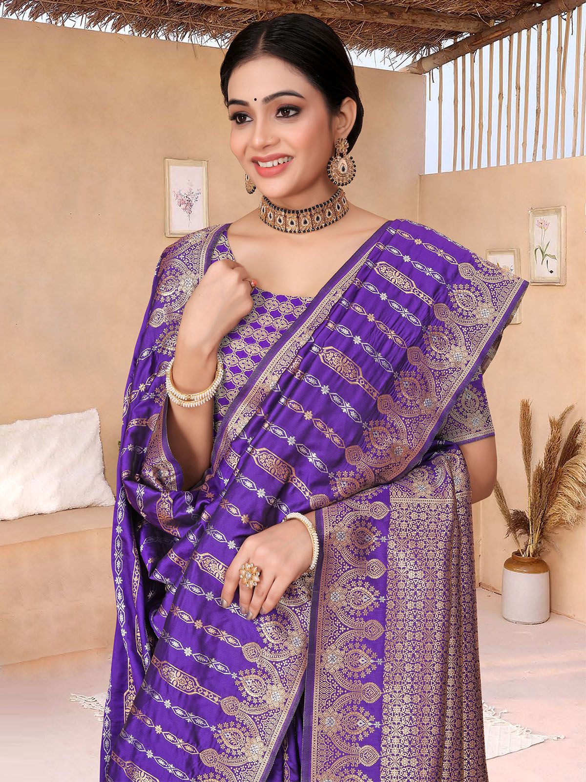 Odette Purple Woven Banarasi Silk Saree With Unstitched Blouse For Women - Image 4